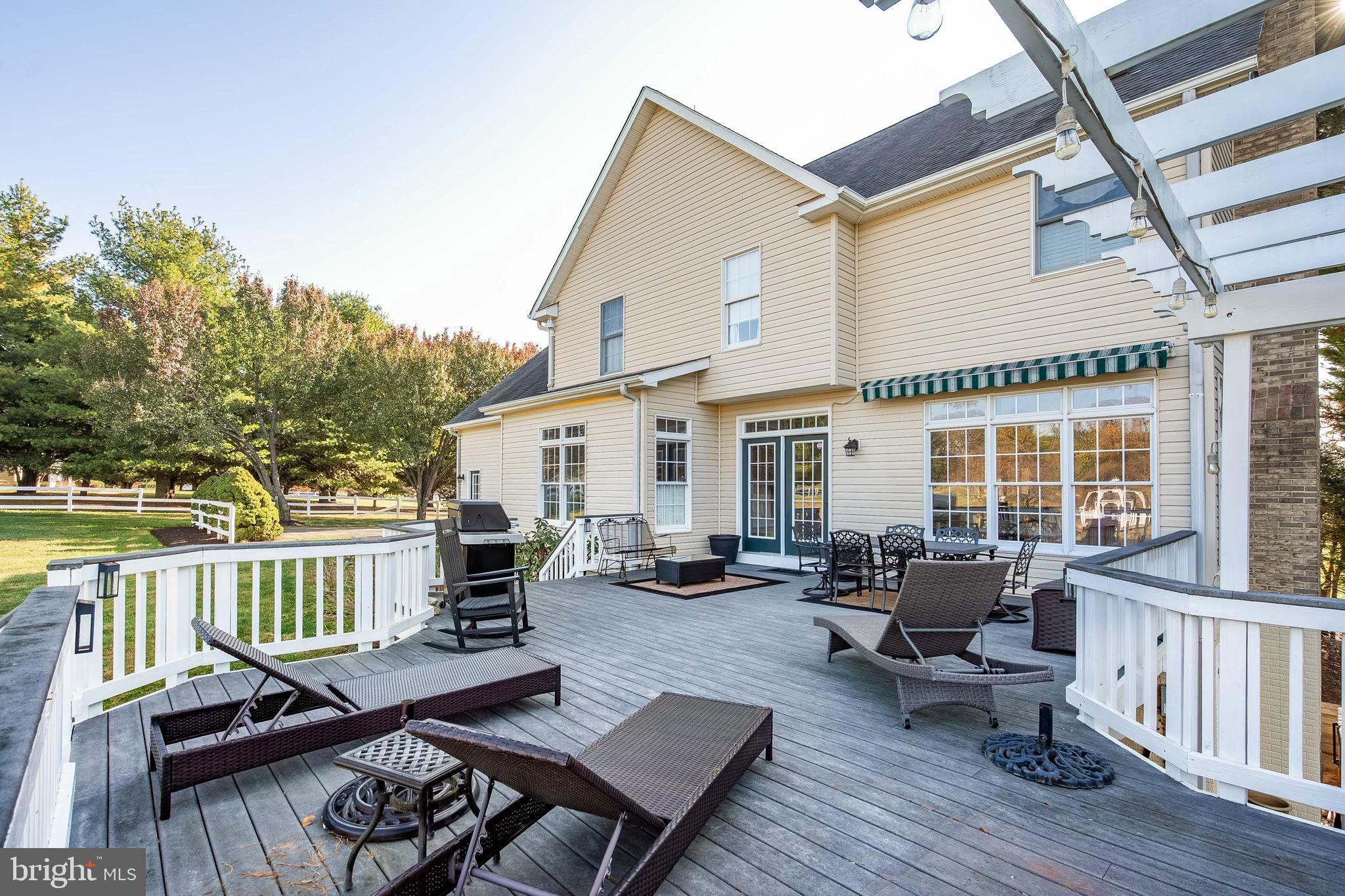 QUARTER BRANCH - Residential