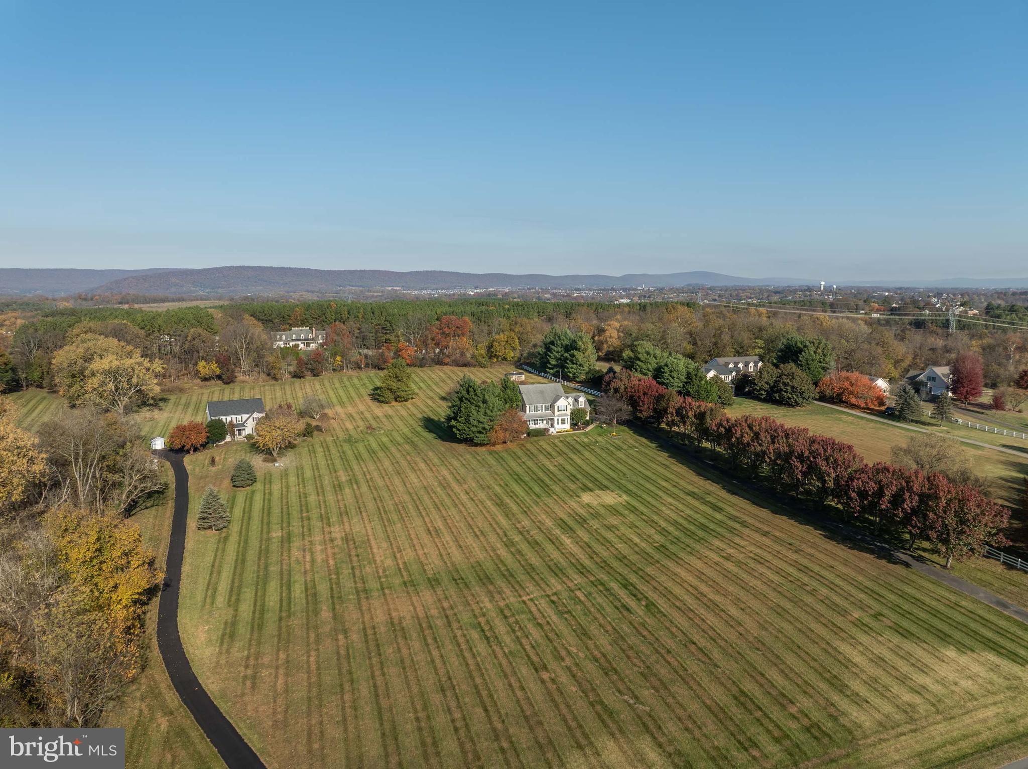 QUARTER BRANCH - Residential