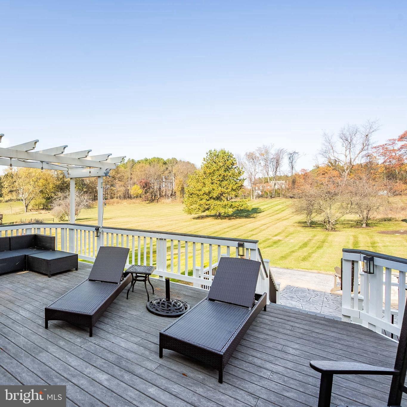 QUARTER BRANCH - Residential