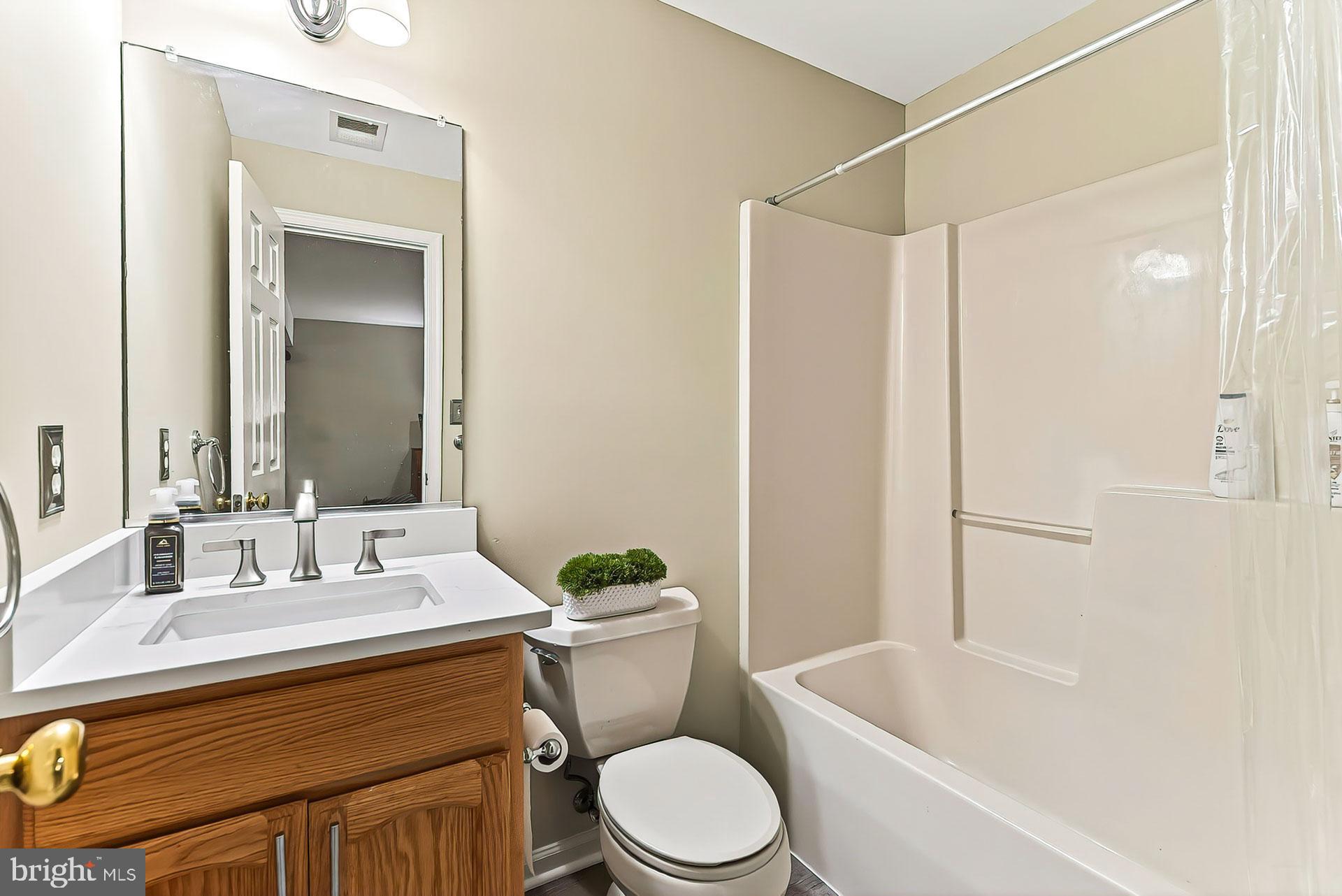 QUARTER BRANCH - Residential