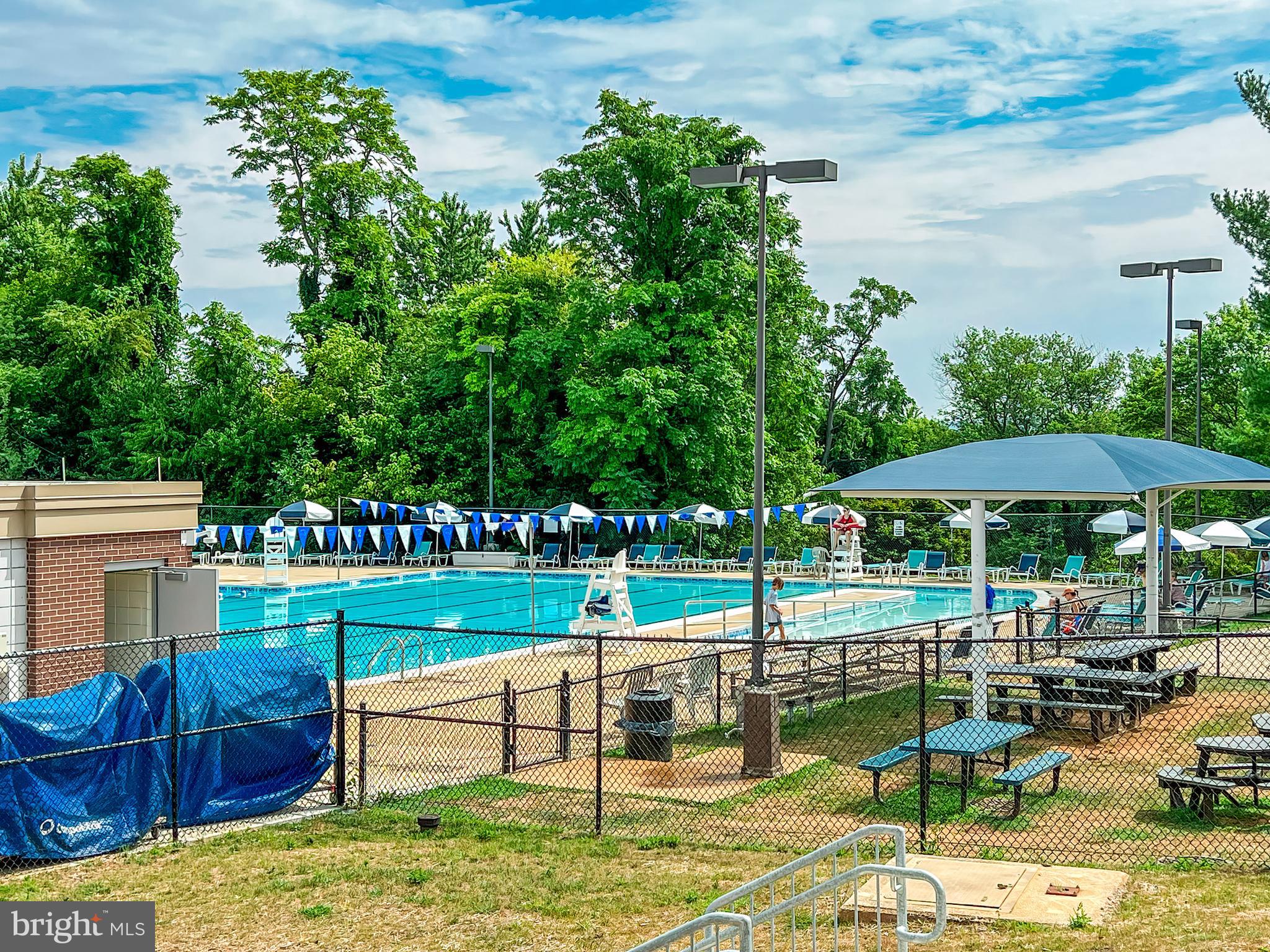 QUARTER BRANCH - Residential