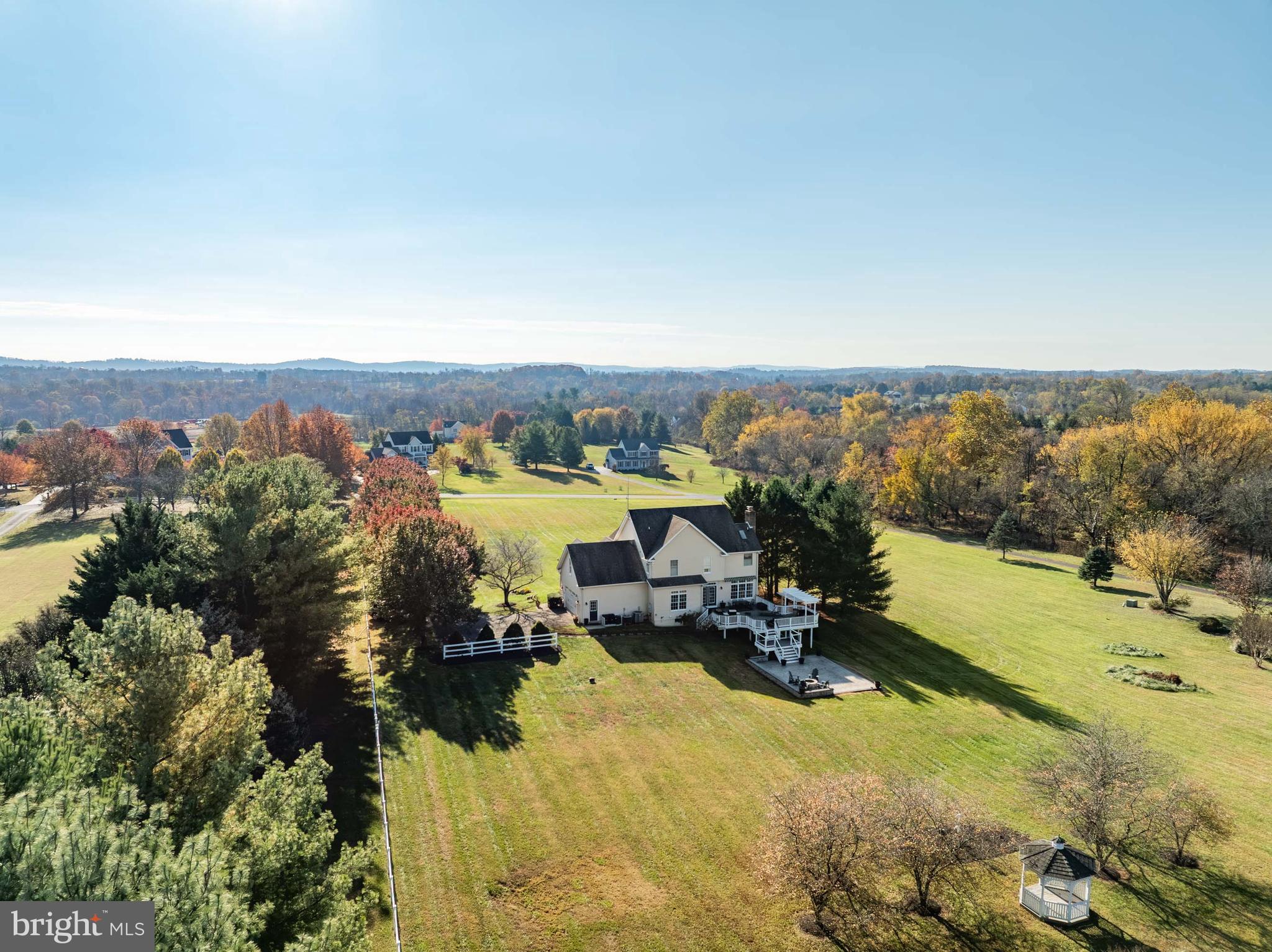 QUARTER BRANCH - Residential