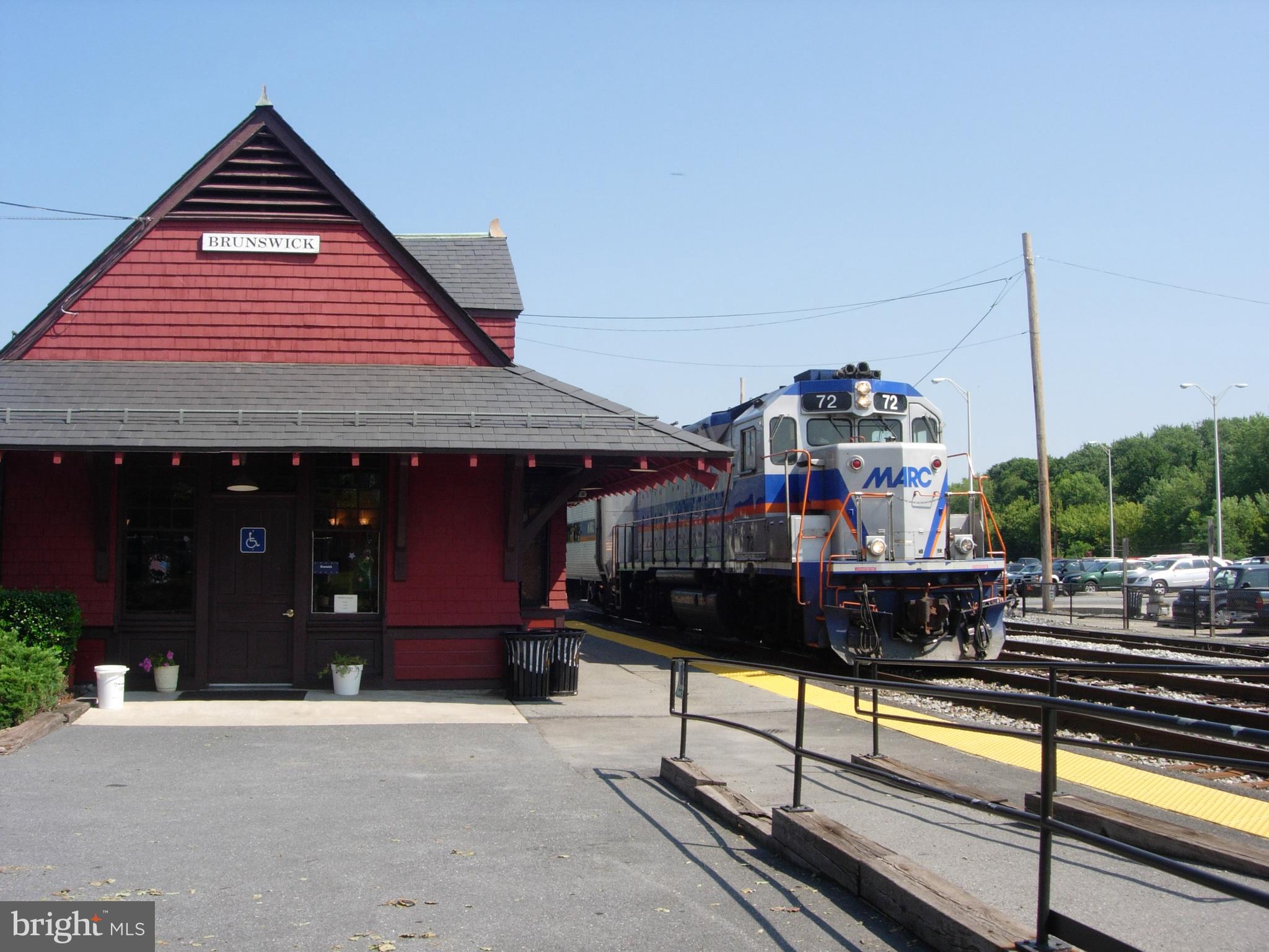 QUARTER BRANCH - Residential