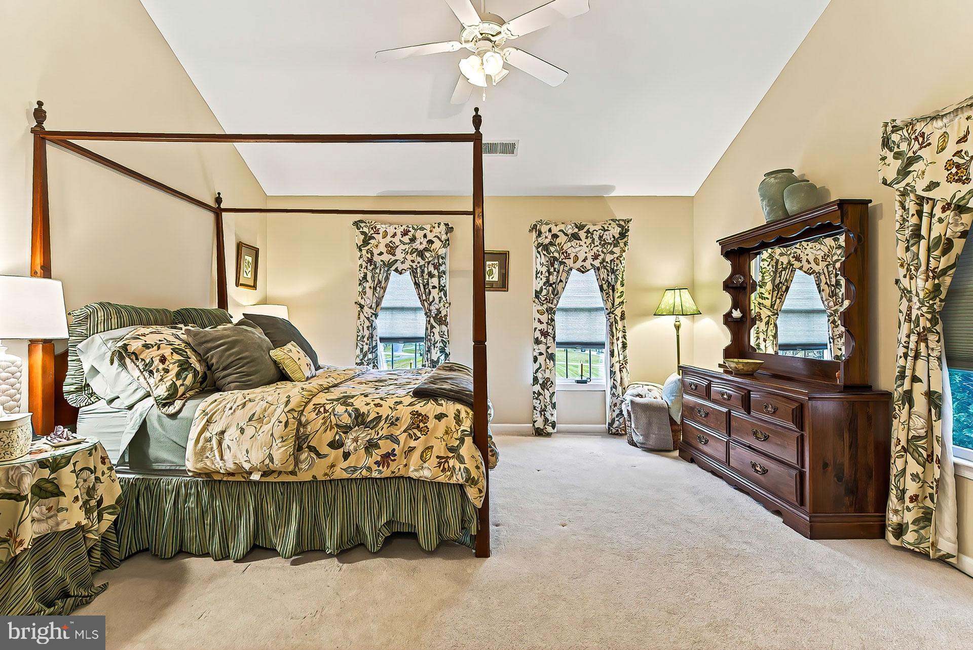 QUARTER BRANCH - Residential