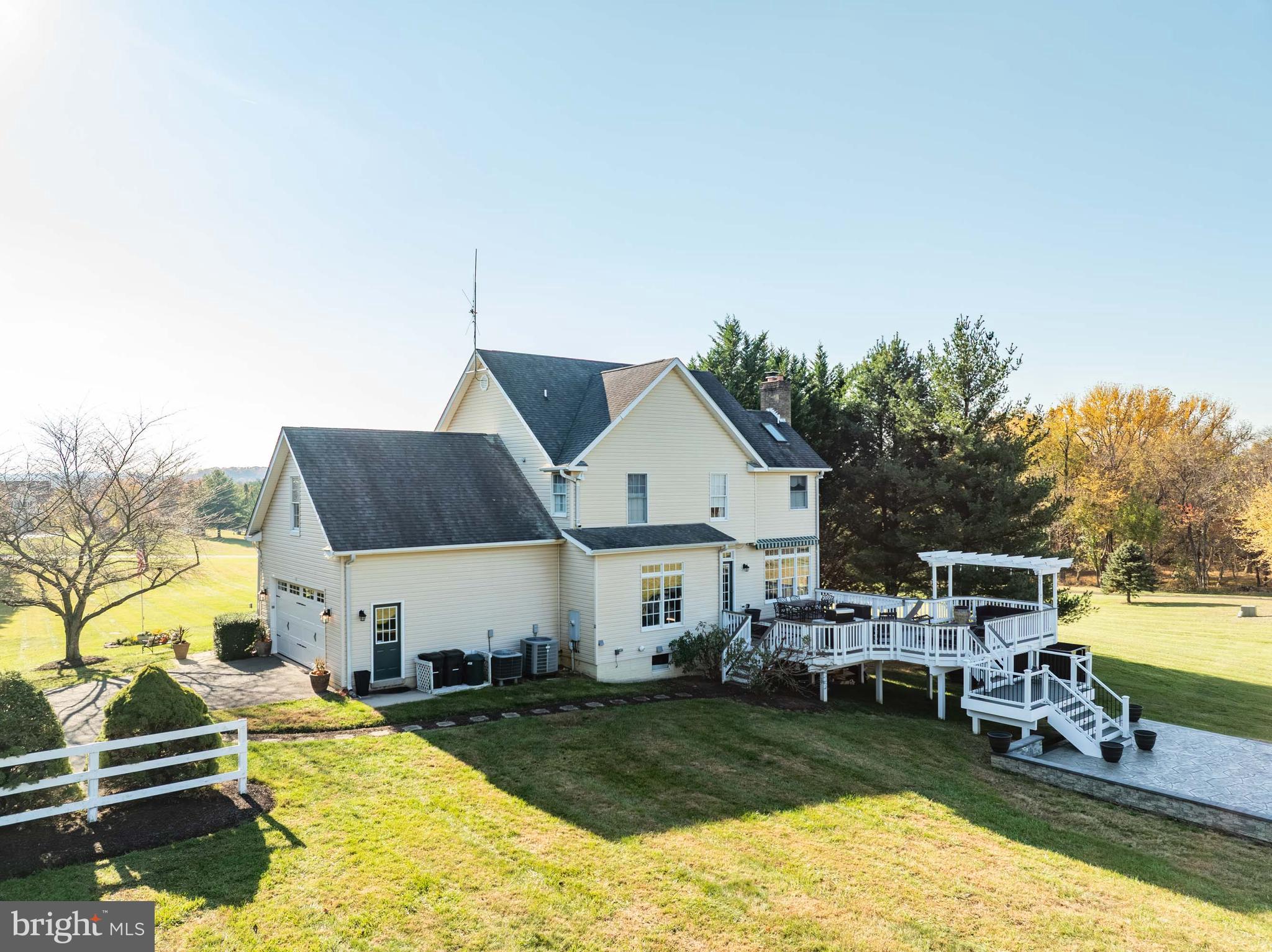 QUARTER BRANCH - Residential