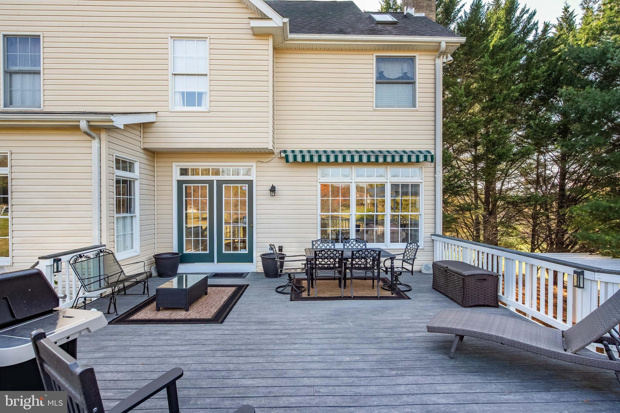 QUARTER BRANCH - Residential