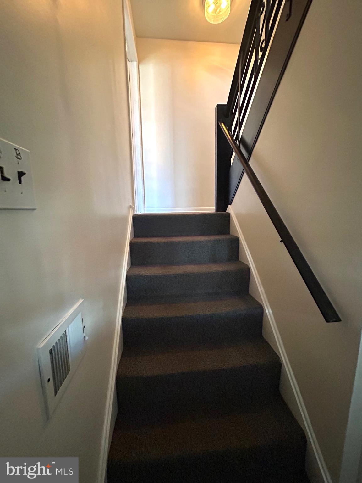 LANSDOWNE - Residential Lease