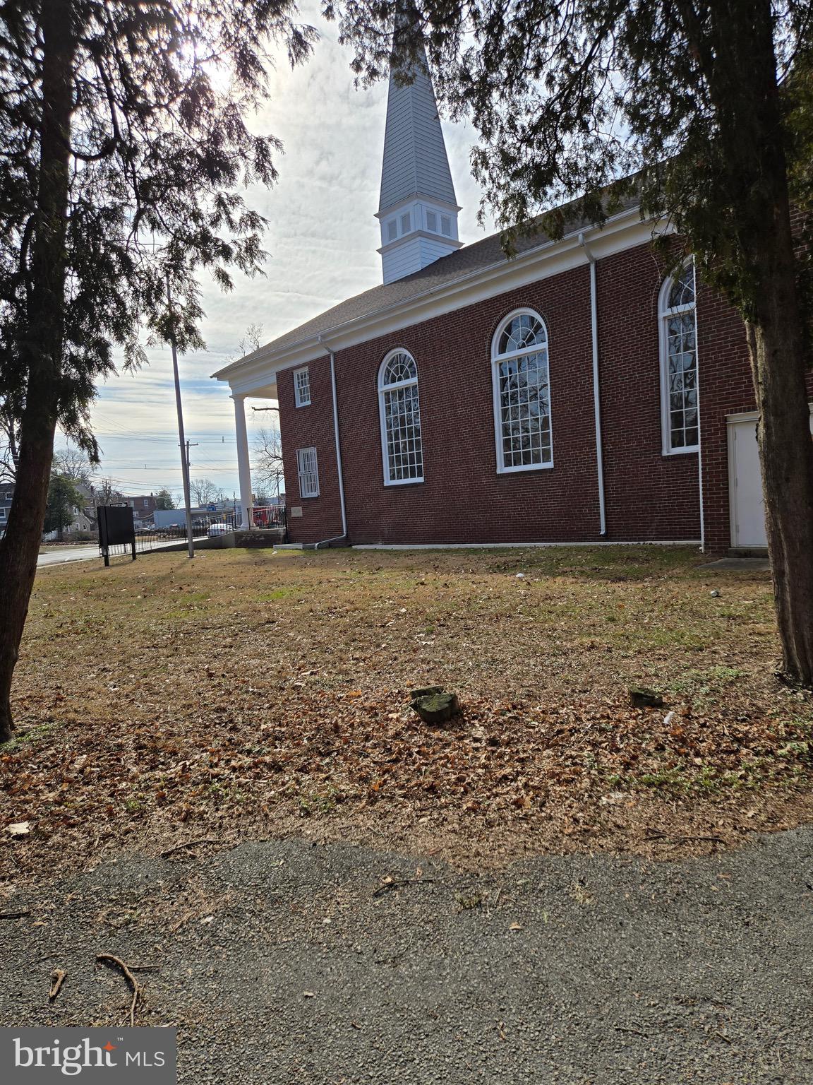 LANSDOWNE - Residential Lease