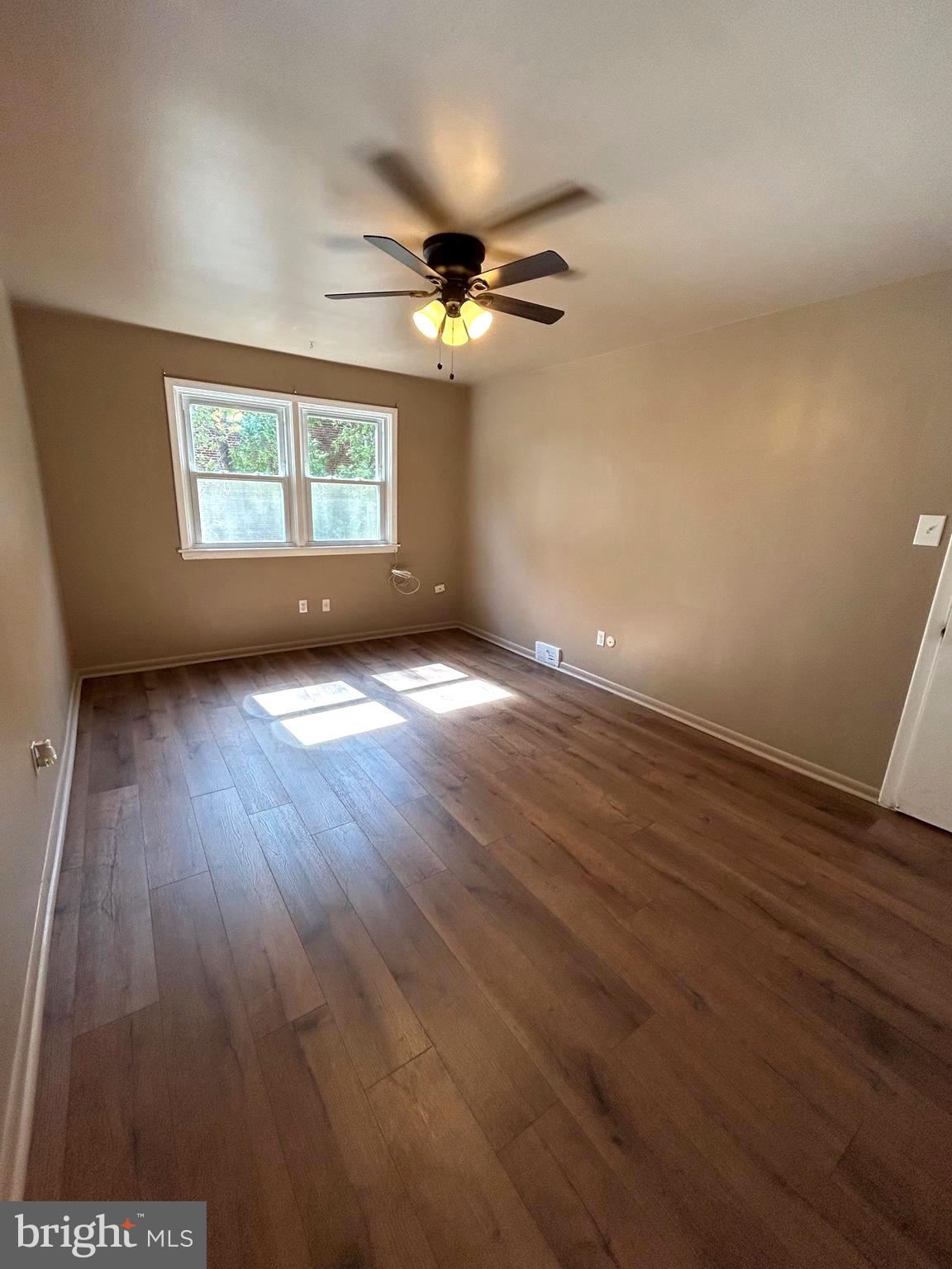 LANSDOWNE - Residential Lease