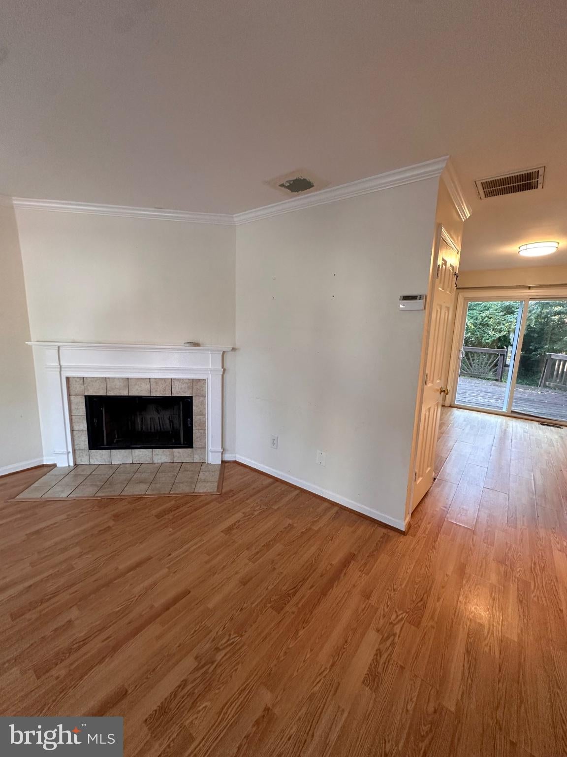 6637 HIGH VALLEY LANE