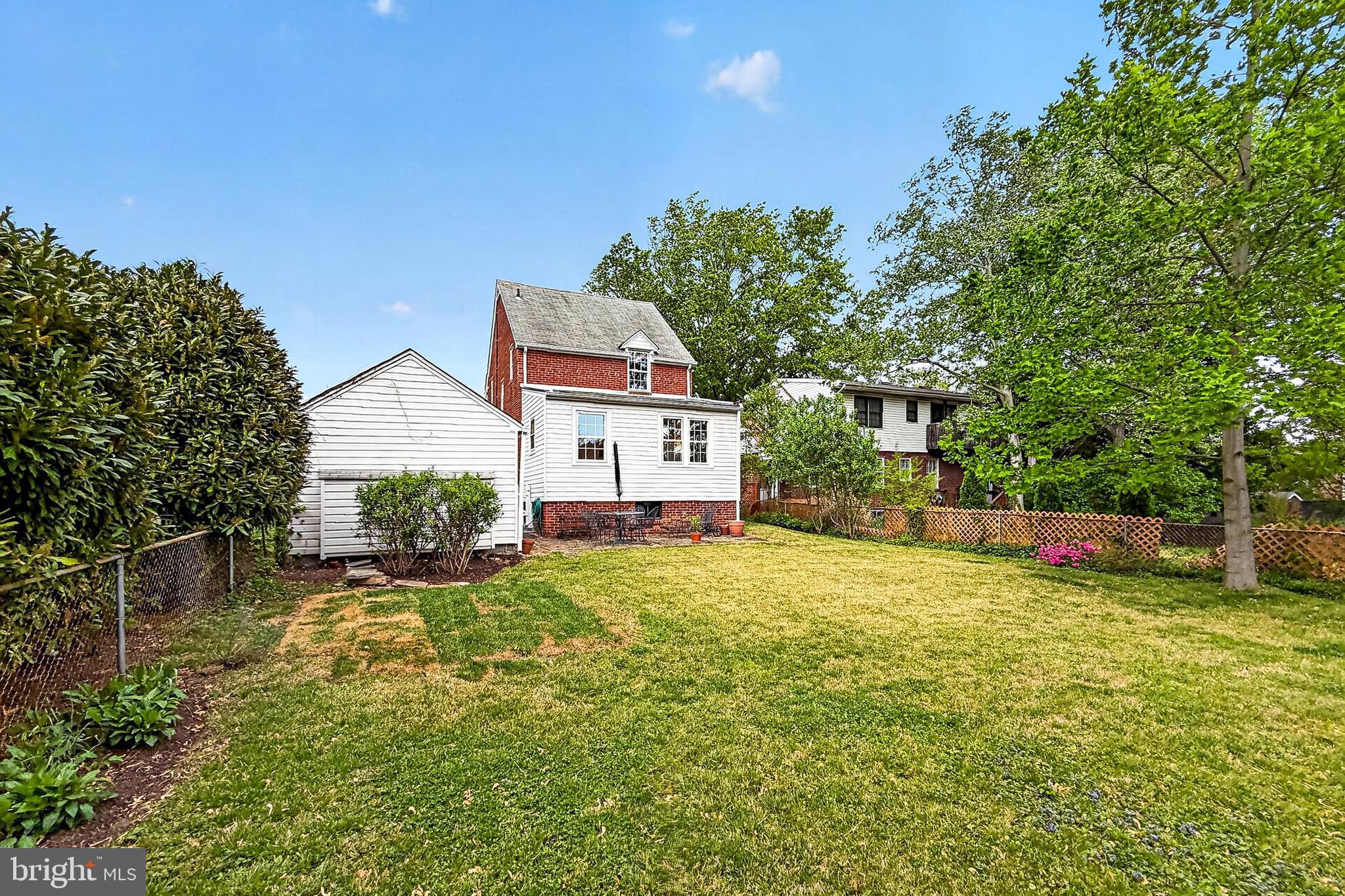 BARCROFT - Residential