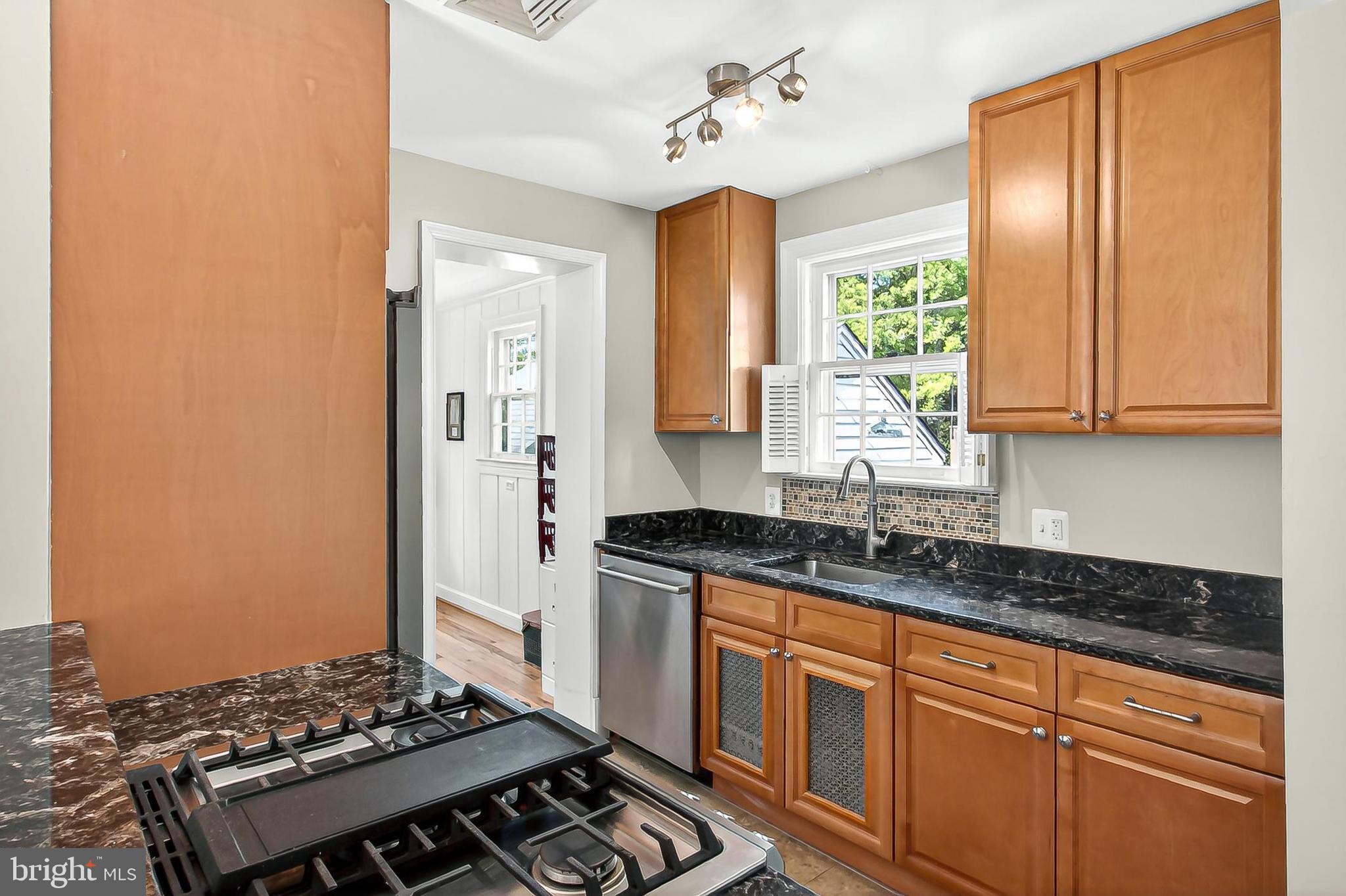 BARCROFT - Residential