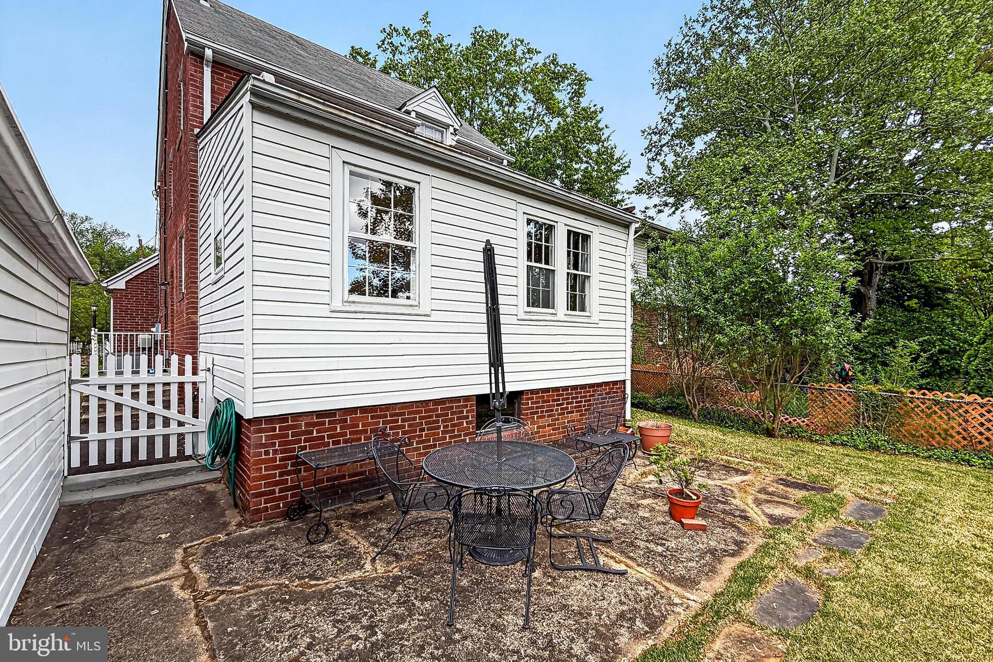 BARCROFT - Residential