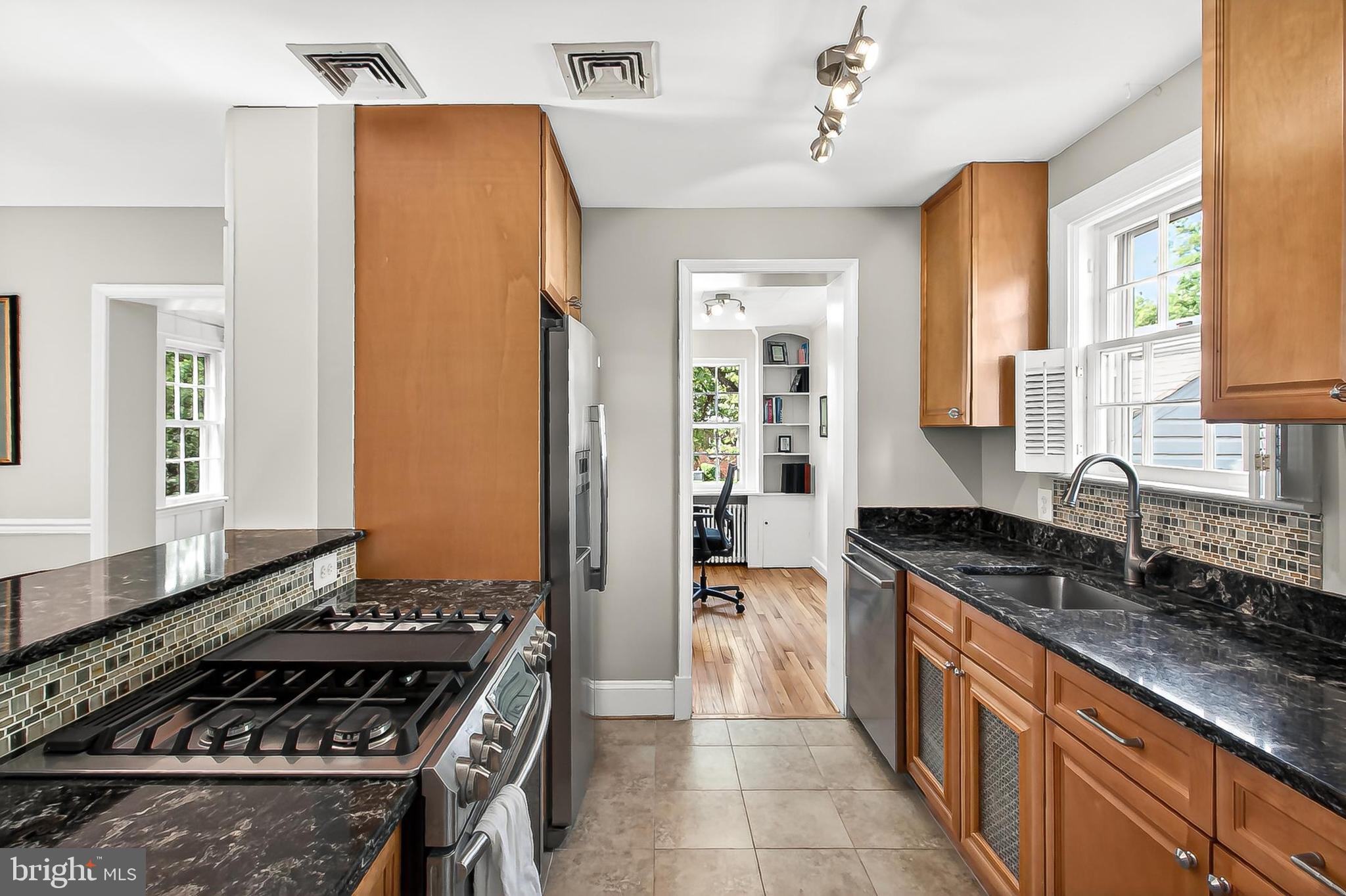 BARCROFT - Residential