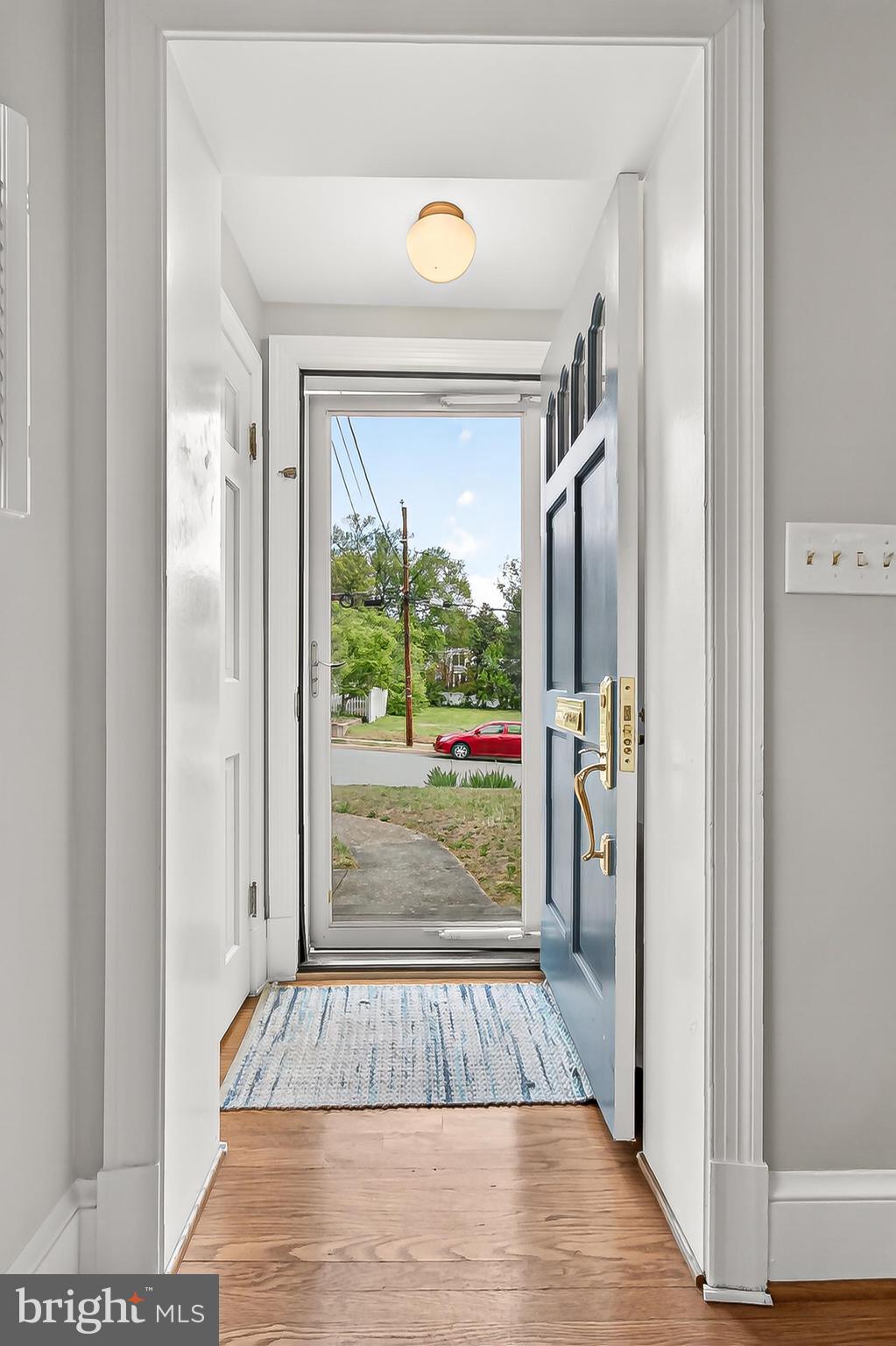 BARCROFT - Residential