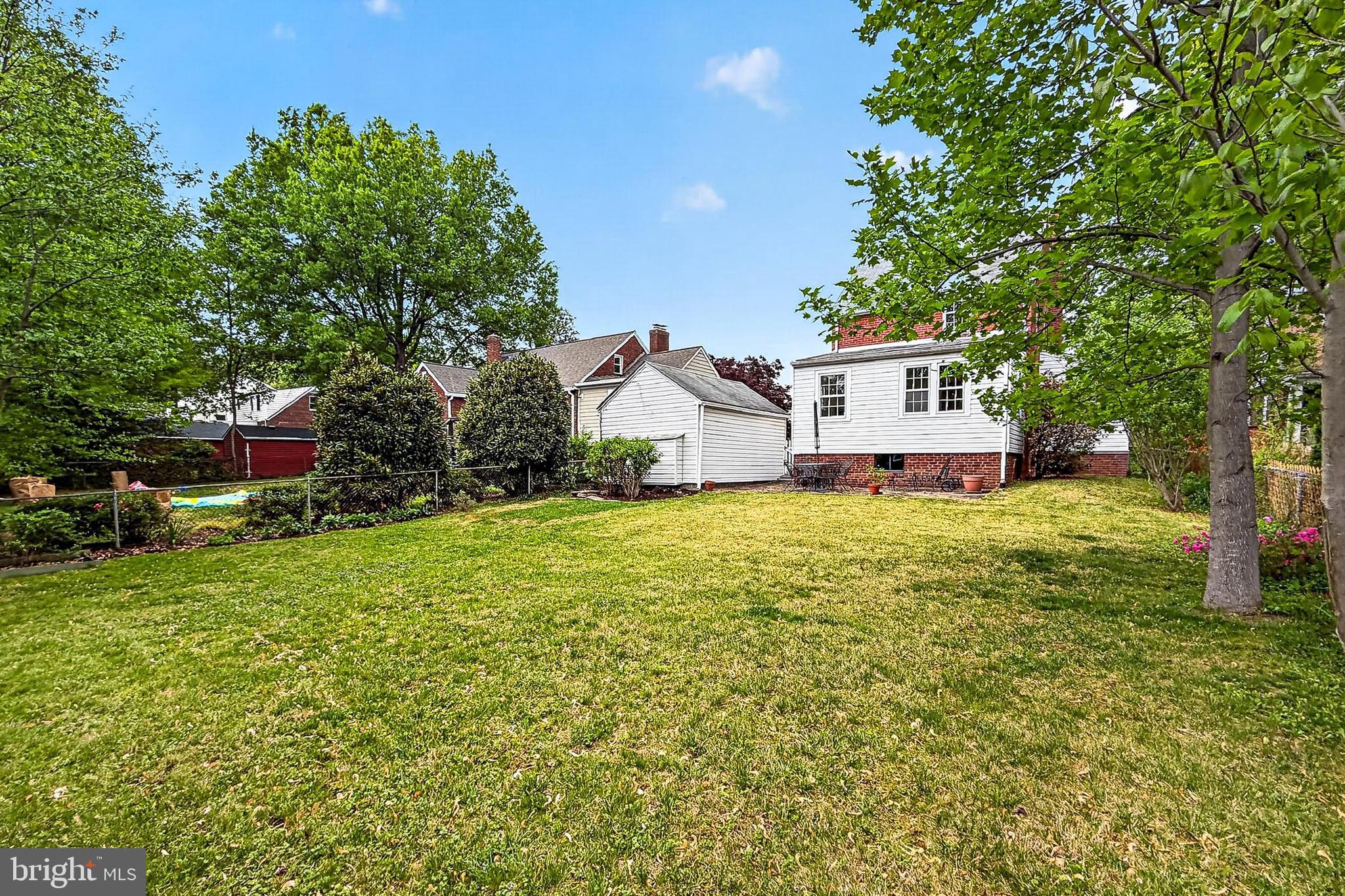 BARCROFT - Residential