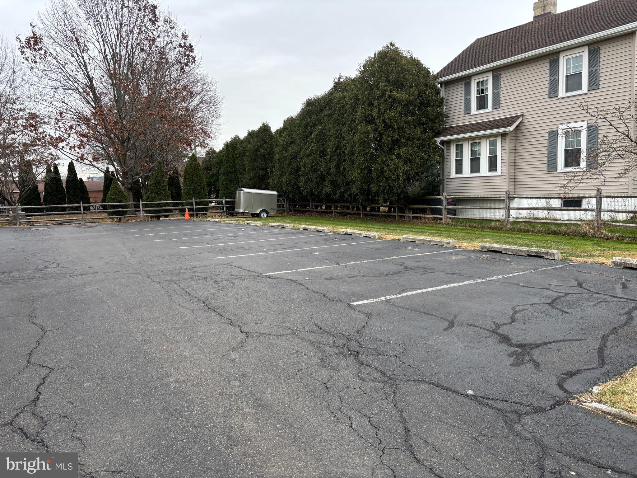 131 HULMEVILLE AVENUE