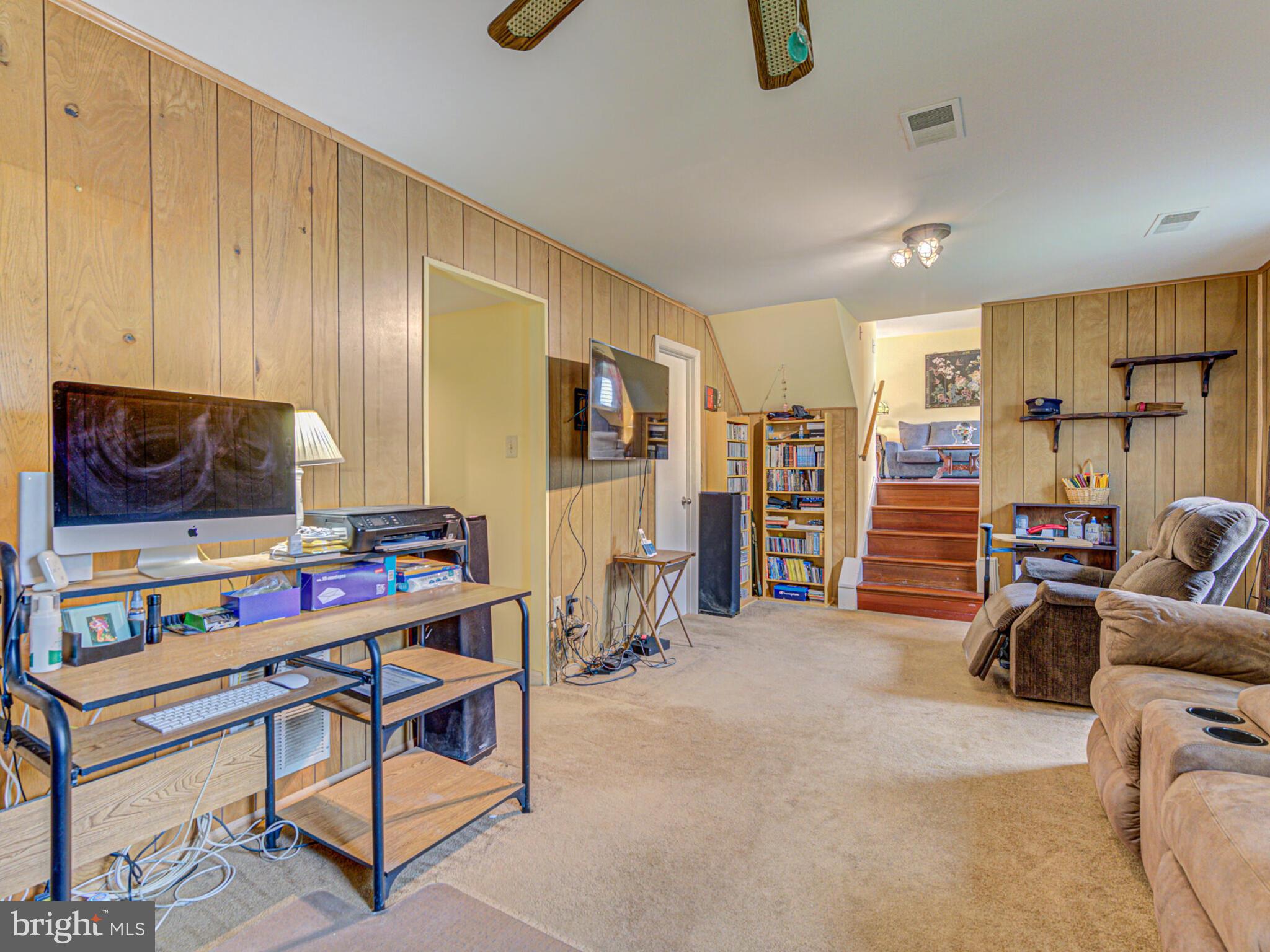 MOSBY HEIGHTS - Residential