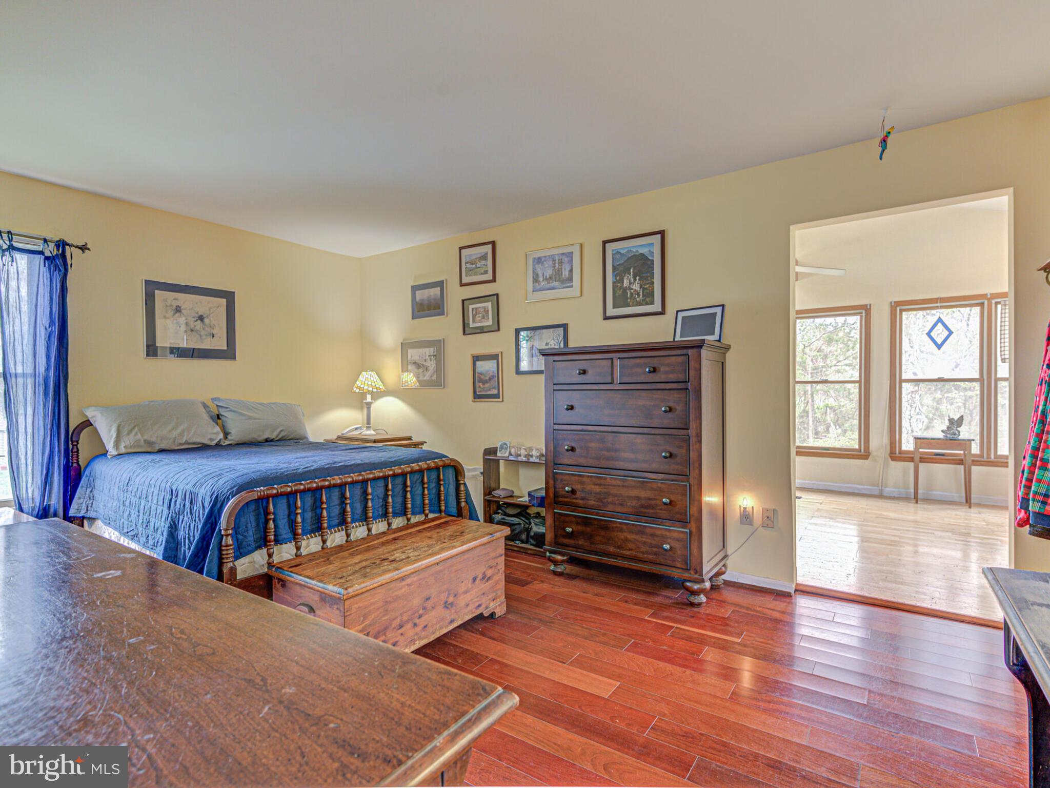 MOSBY HEIGHTS - Residential