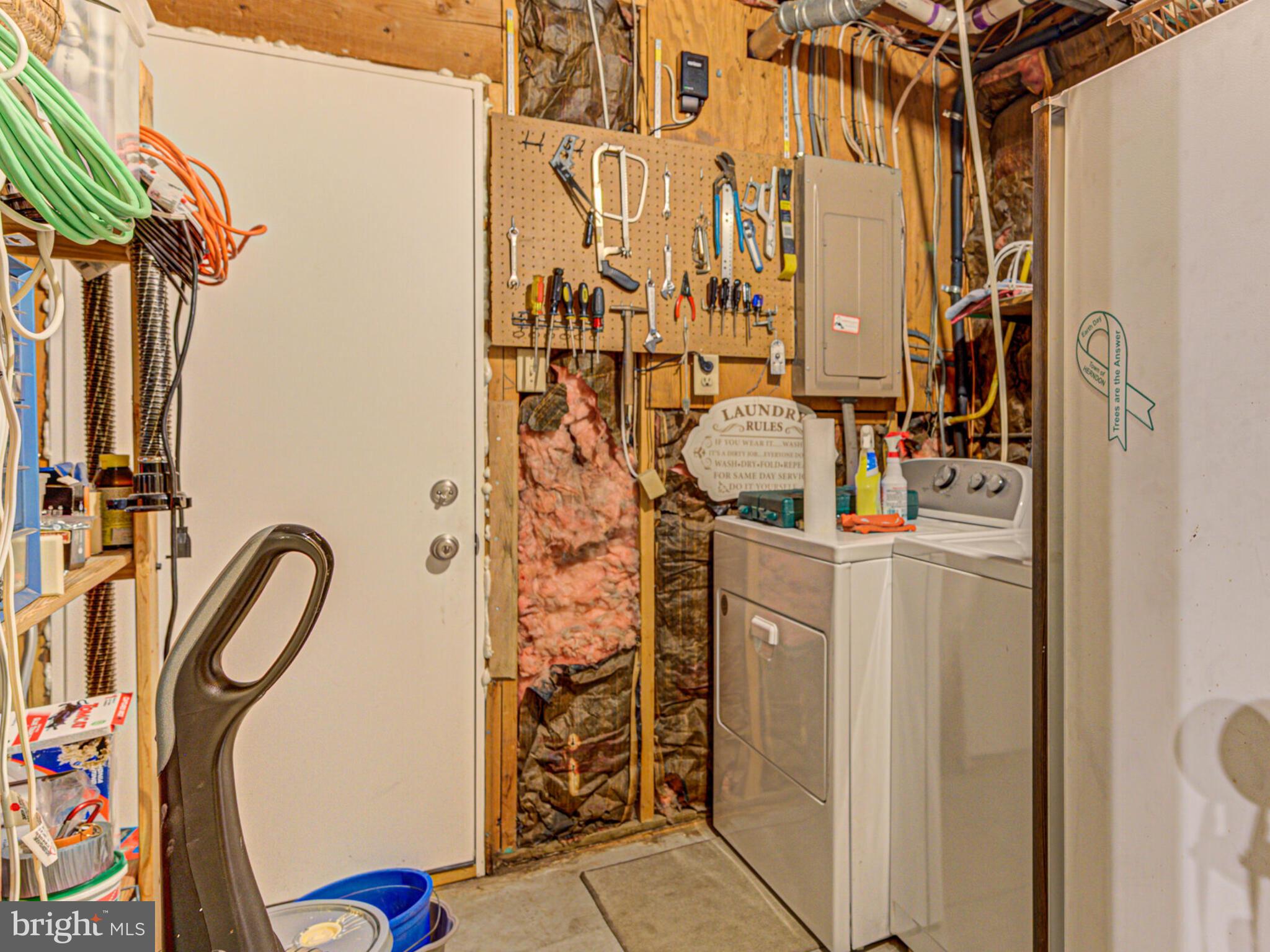 MOSBY HEIGHTS - Residential