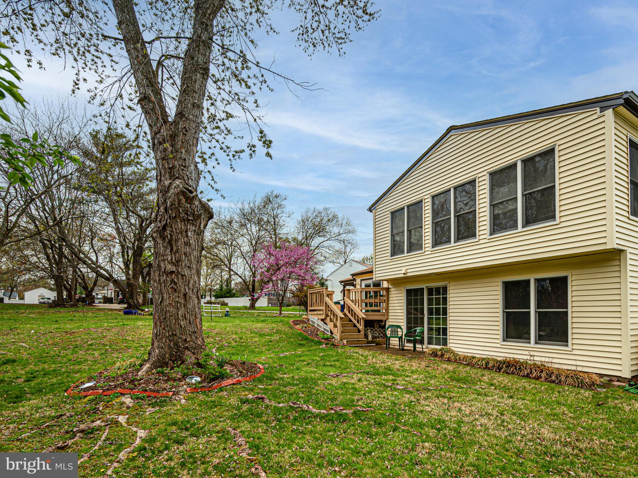 MOSBY HEIGHTS - Residential