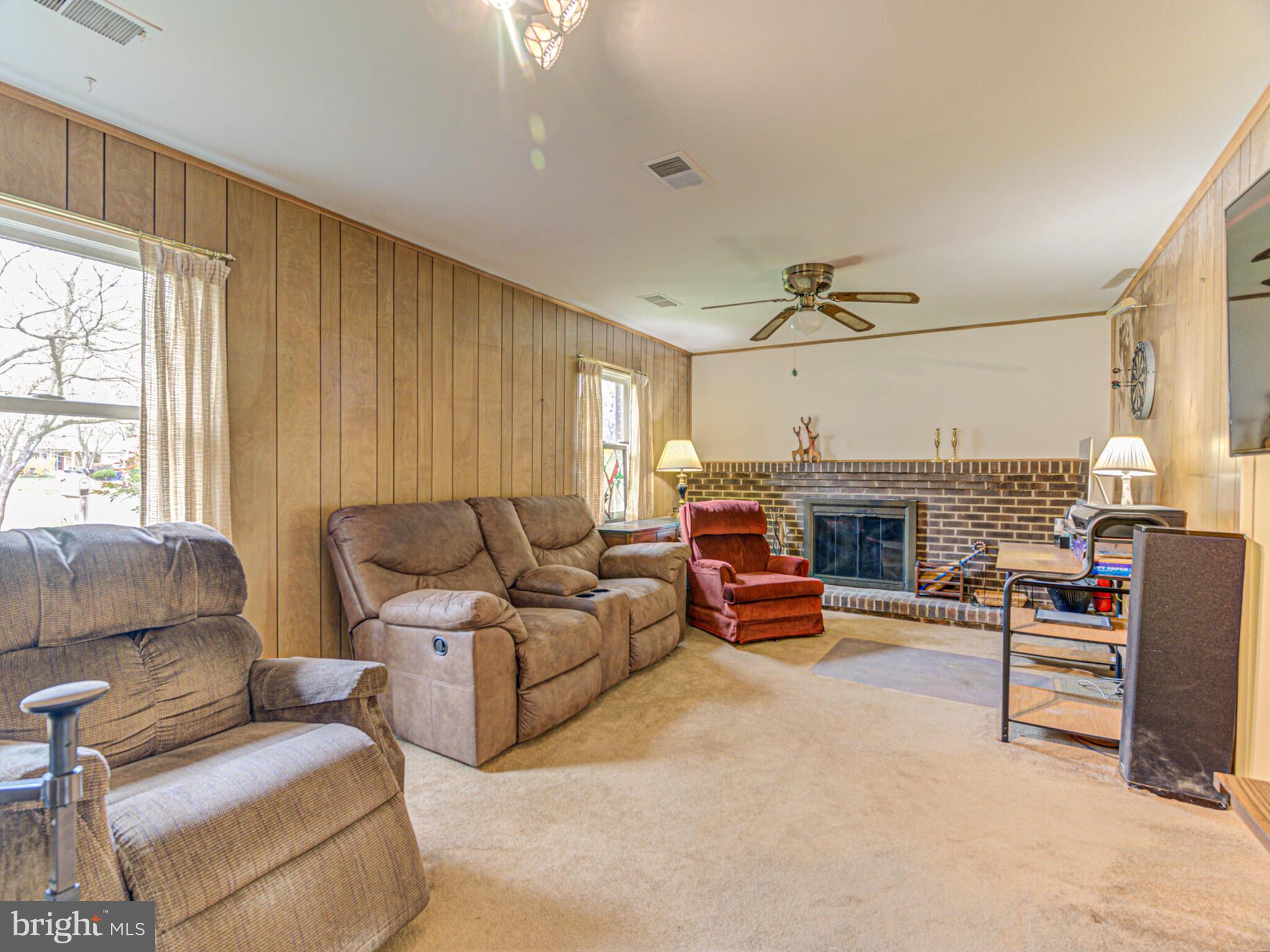 MOSBY HEIGHTS - Residential