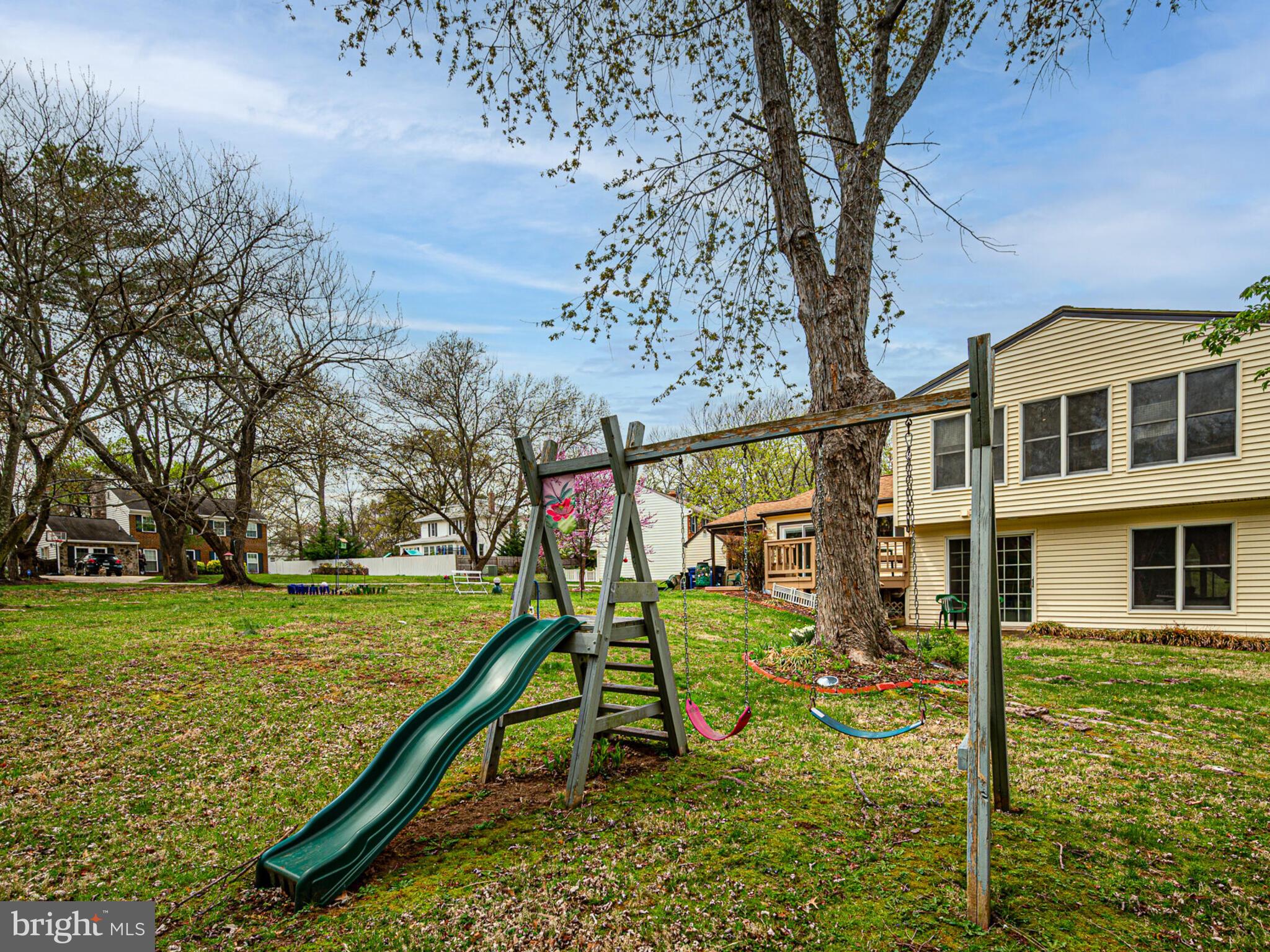 MOSBY HEIGHTS - Residential