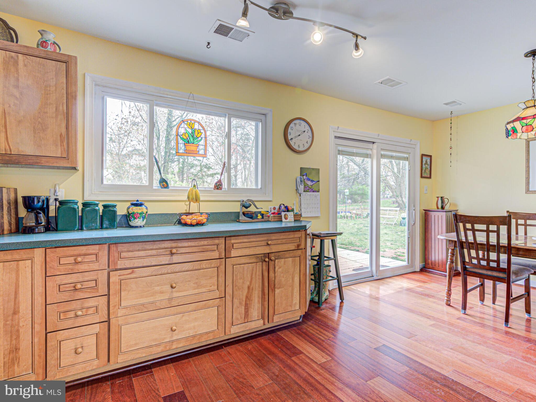 MOSBY HEIGHTS - Residential