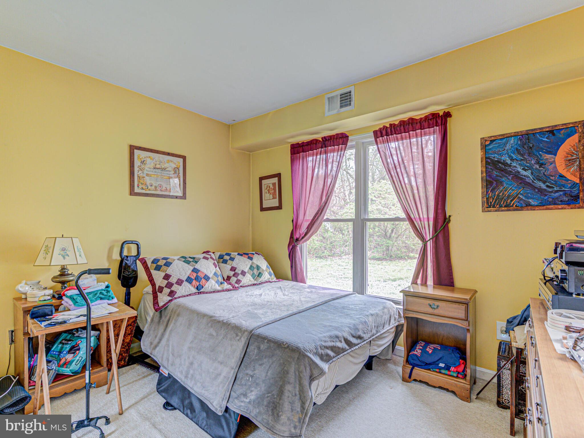 MOSBY HEIGHTS - Residential