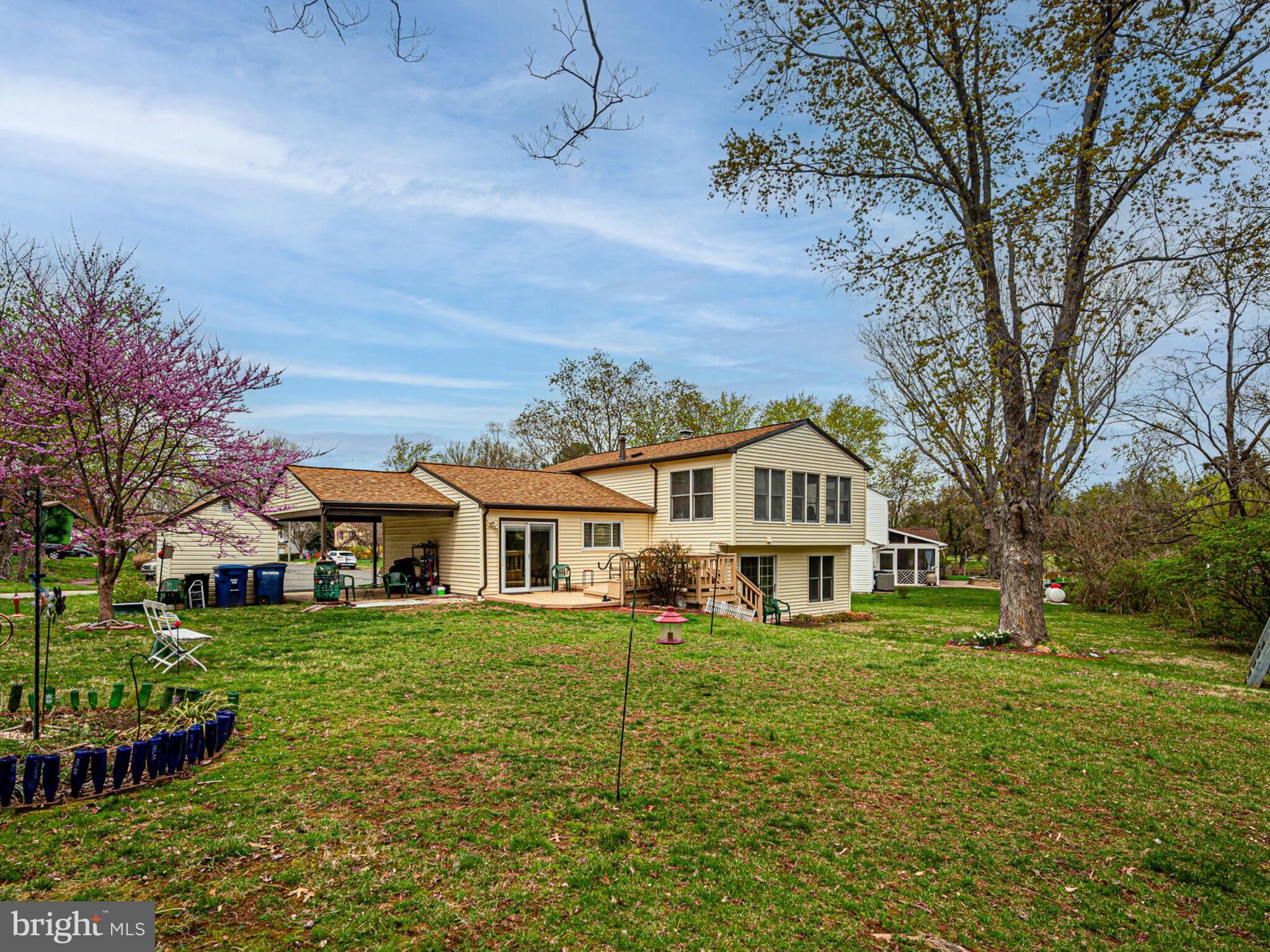 MOSBY HEIGHTS - Residential