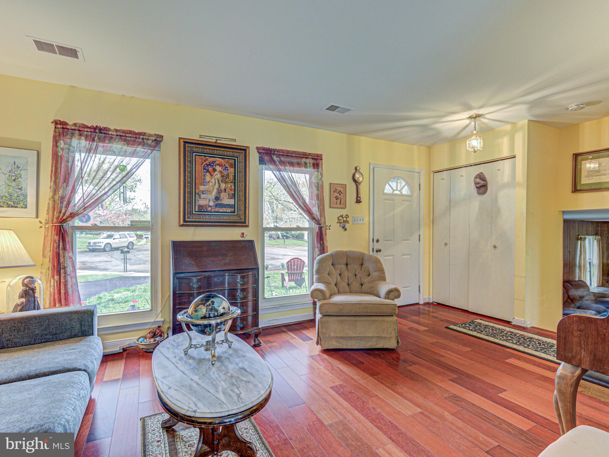 MOSBY HEIGHTS - Residential