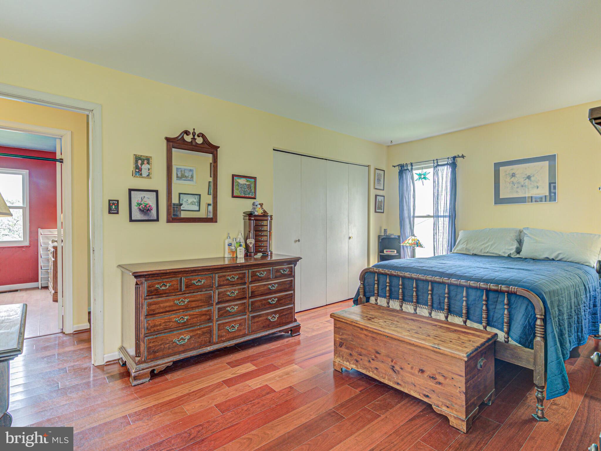 MOSBY HEIGHTS - Residential