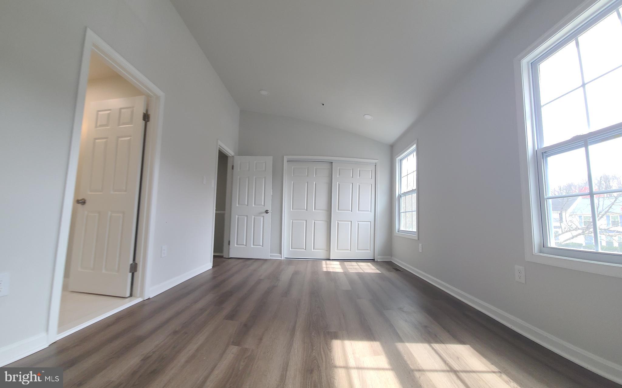 FORESTVILLE PARK - Residential