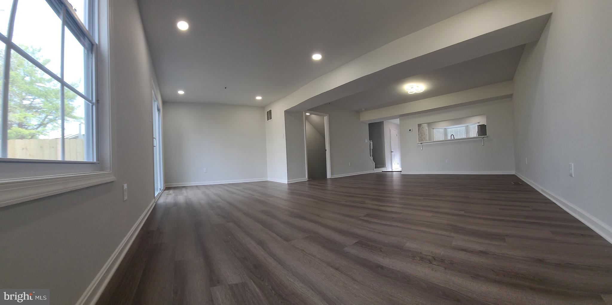 FORESTVILLE PARK - Residential