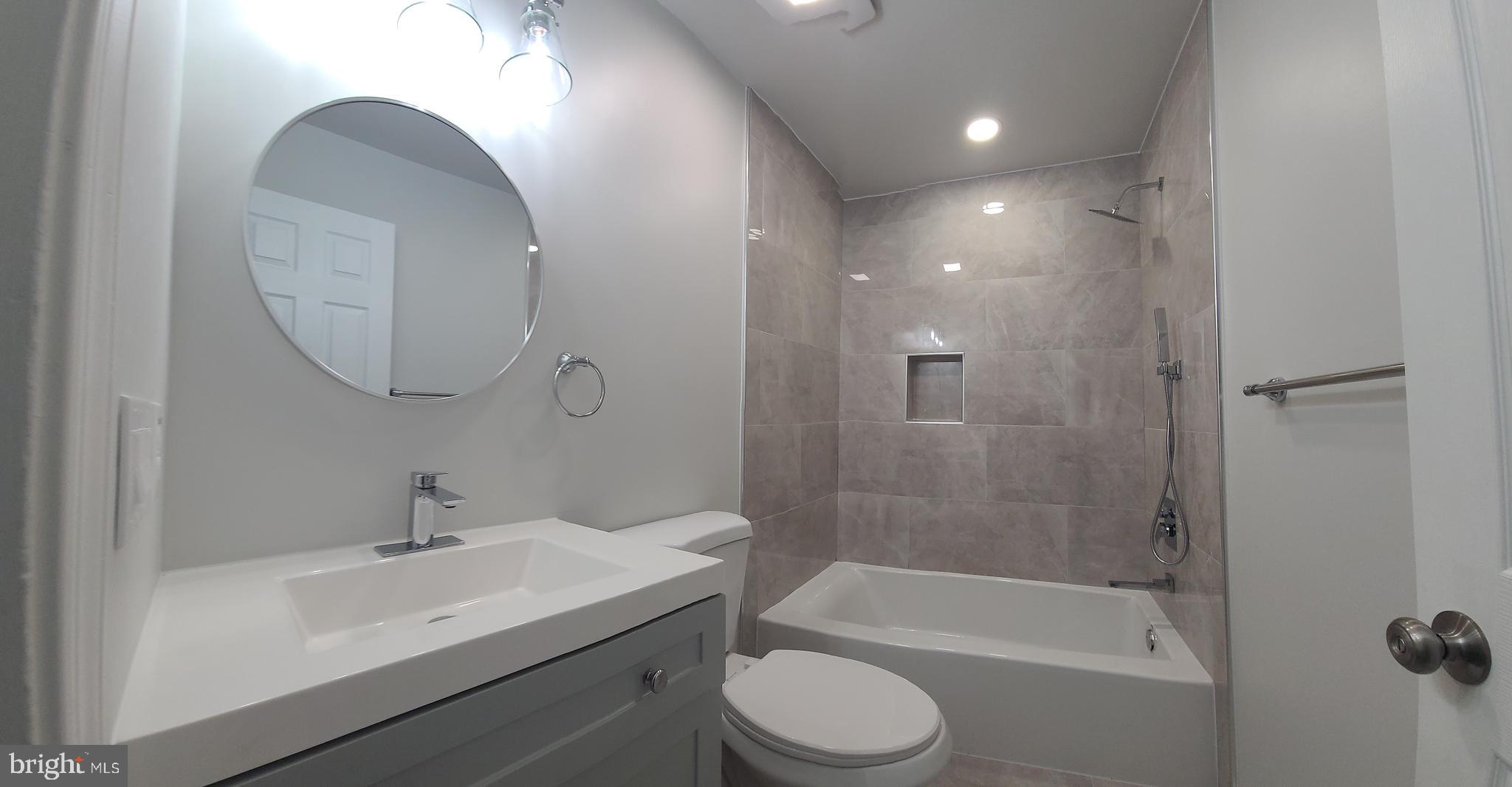 FORESTVILLE PARK - Residential