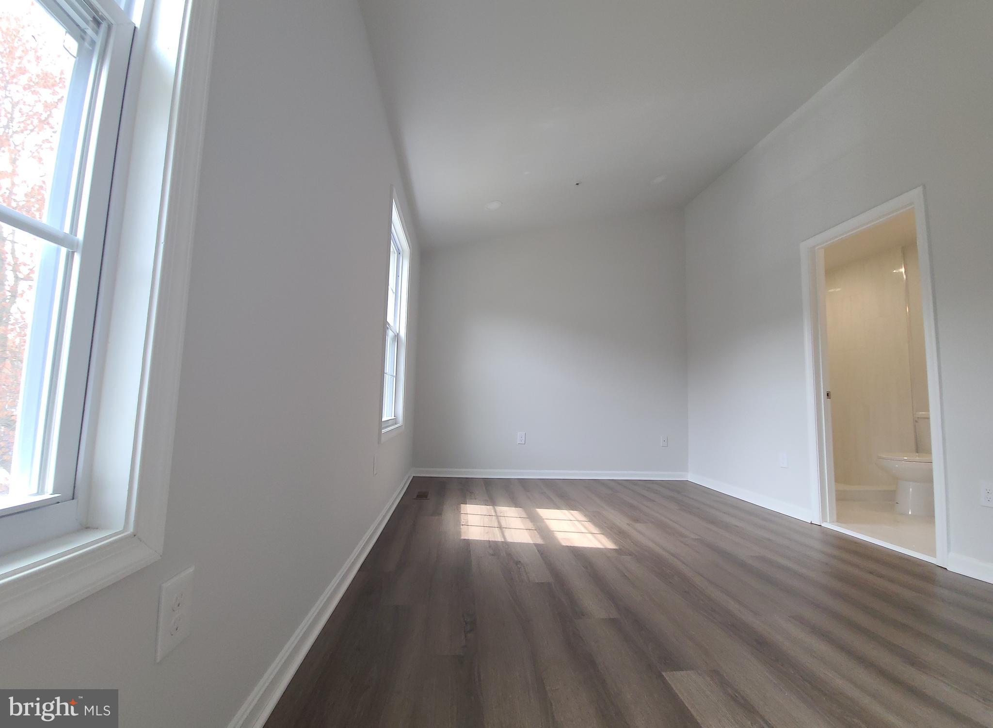 FORESTVILLE PARK - Residential