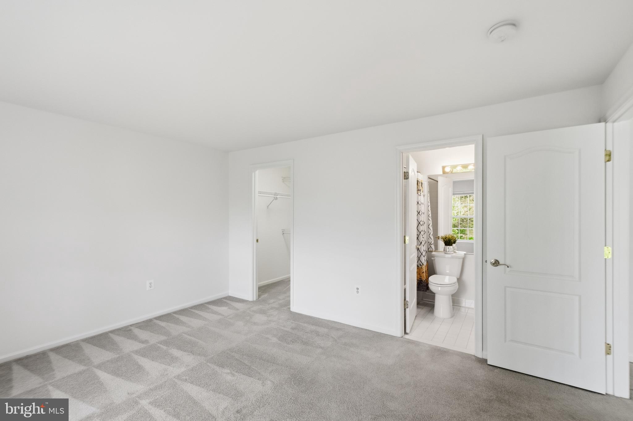 RIVER RIDGE - Residential