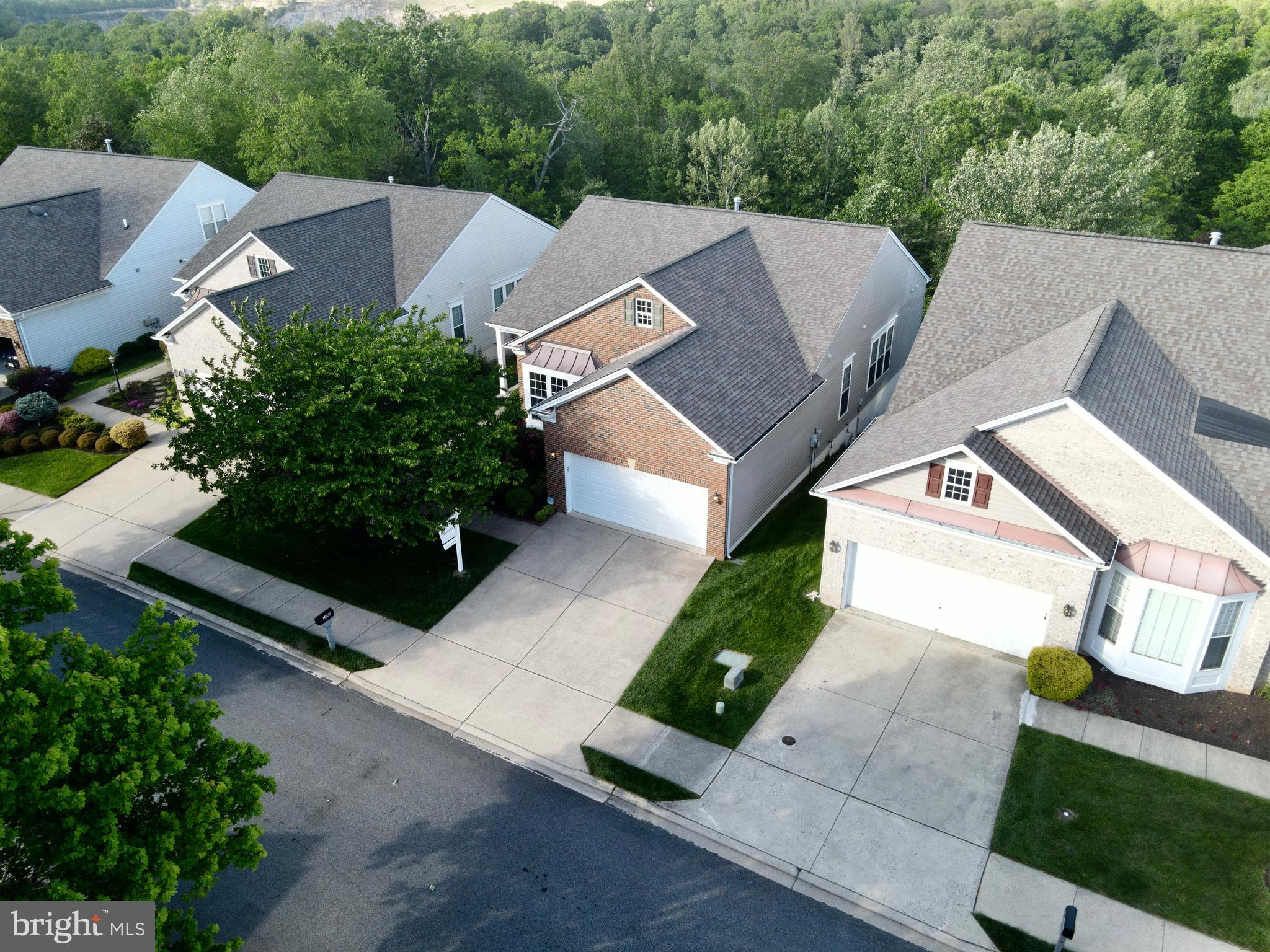 RIVER RIDGE - Residential