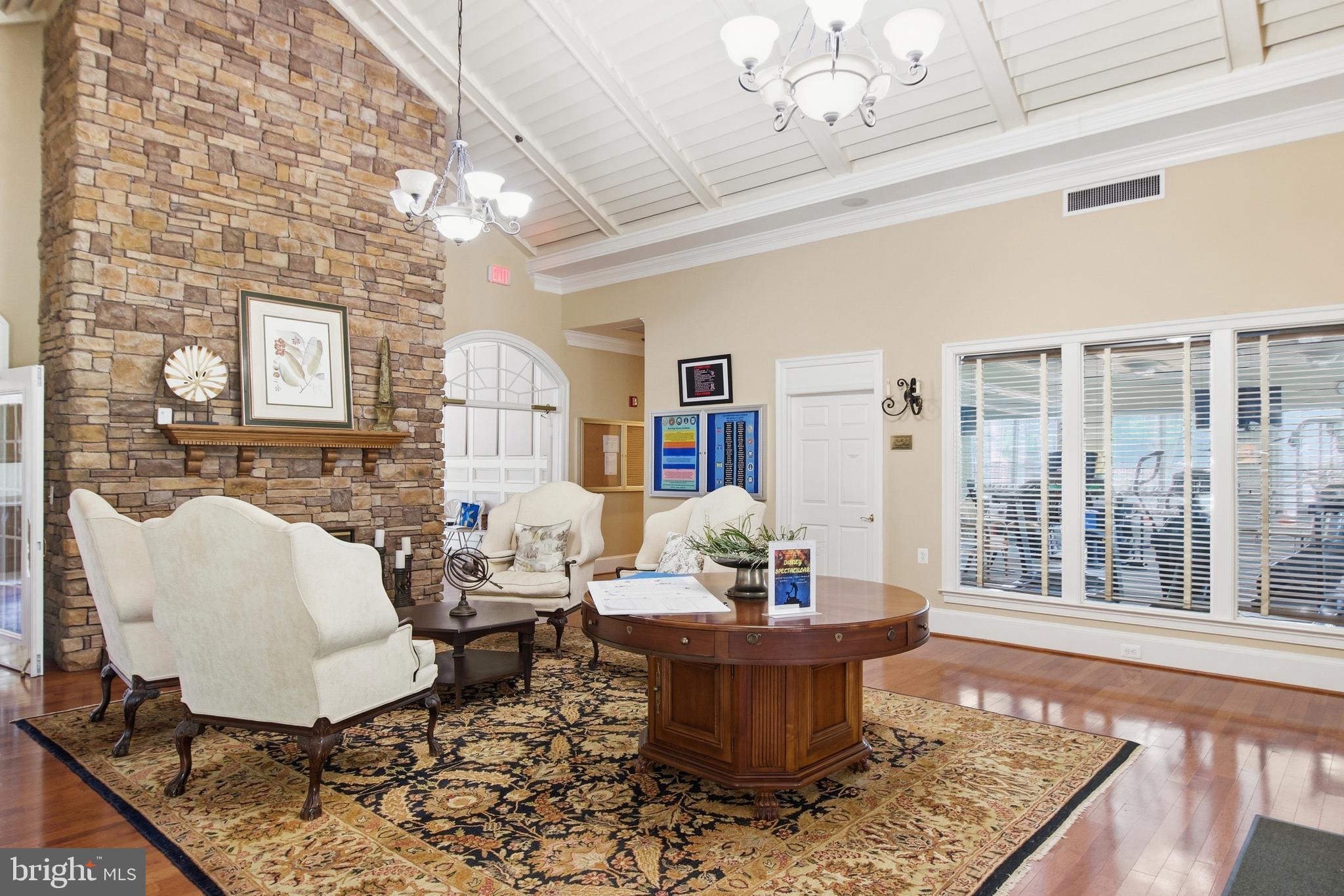 RIVER RIDGE - Residential