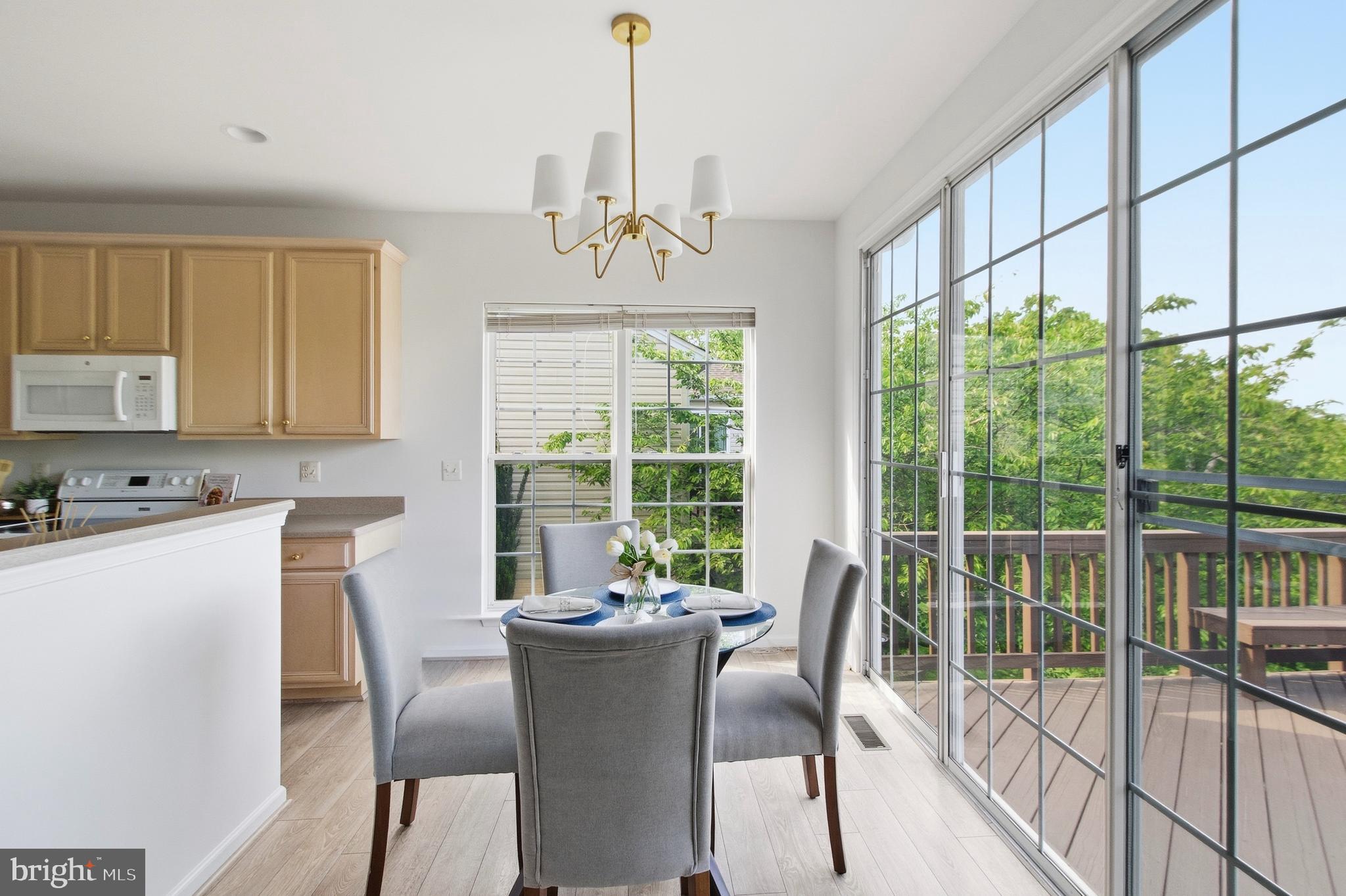 RIVER RIDGE - Residential