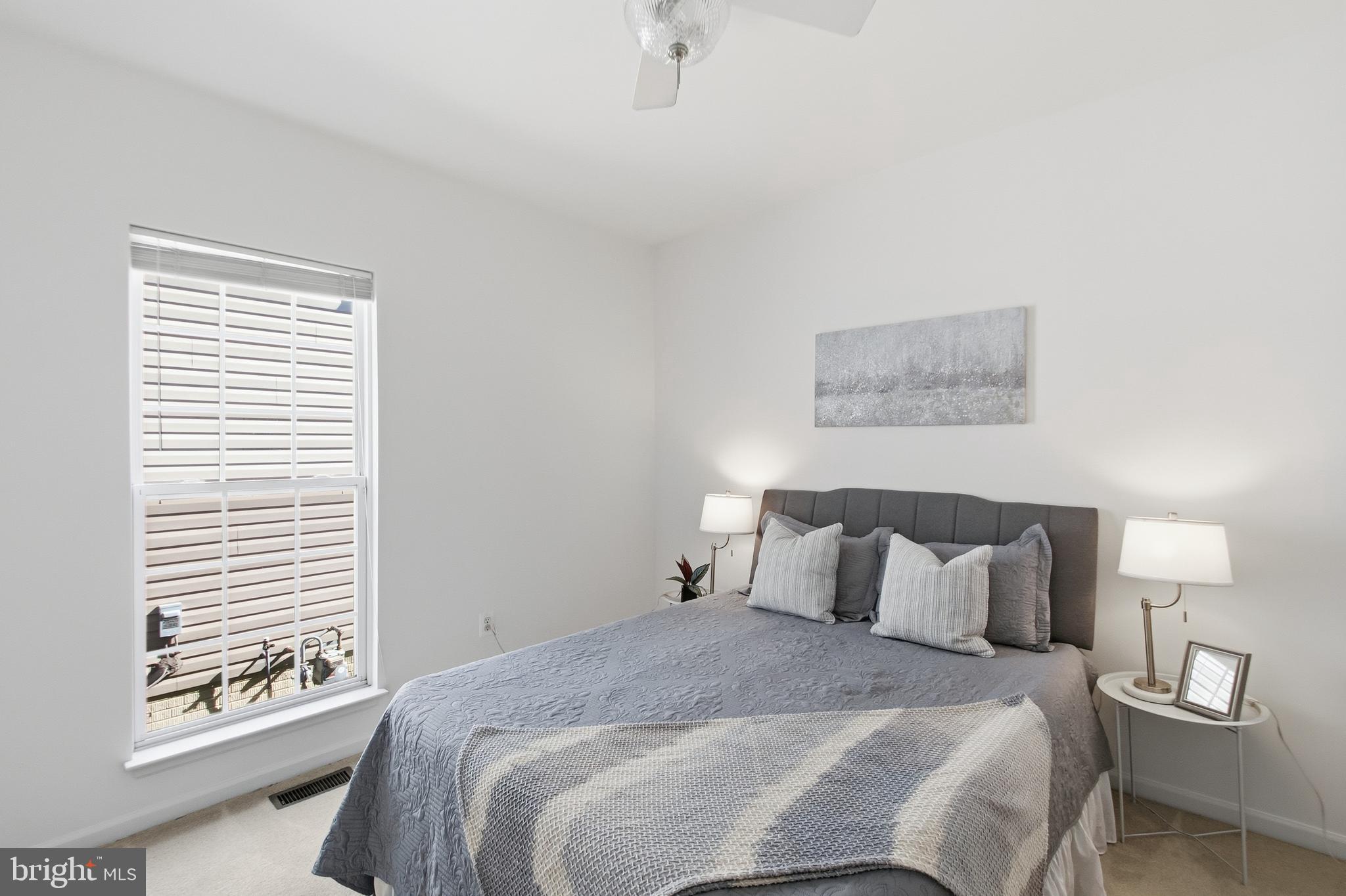 RIVER RIDGE - Residential