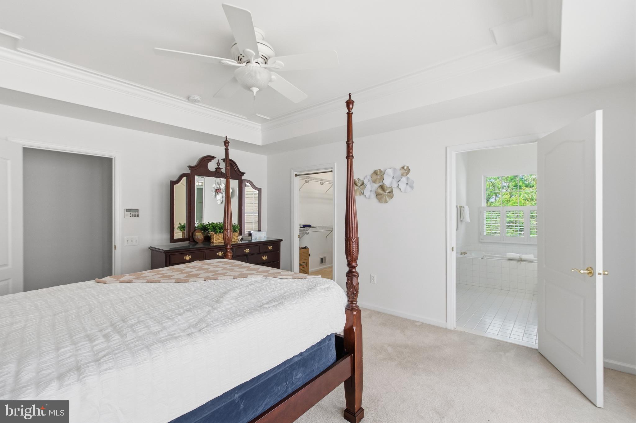 RIVER RIDGE - Residential