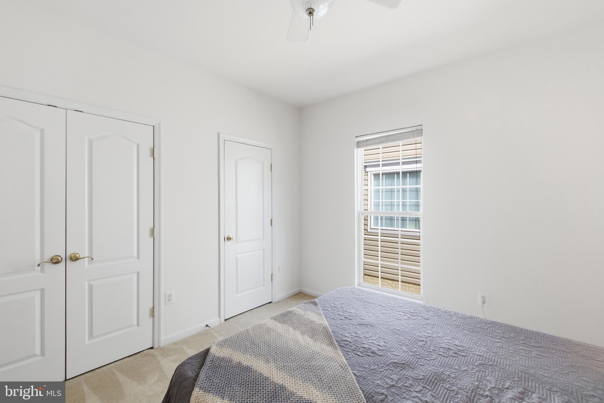 RIVER RIDGE - Residential