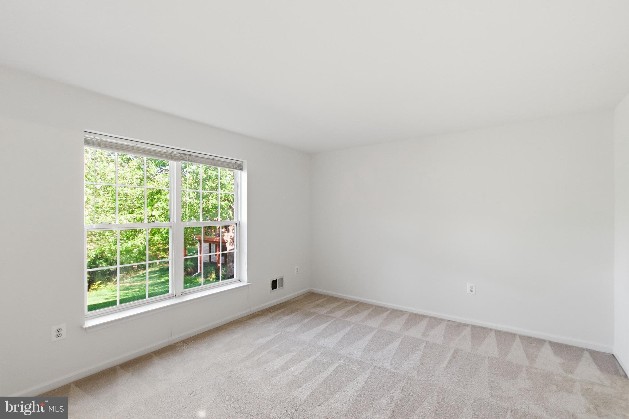 RIVER RIDGE - Residential