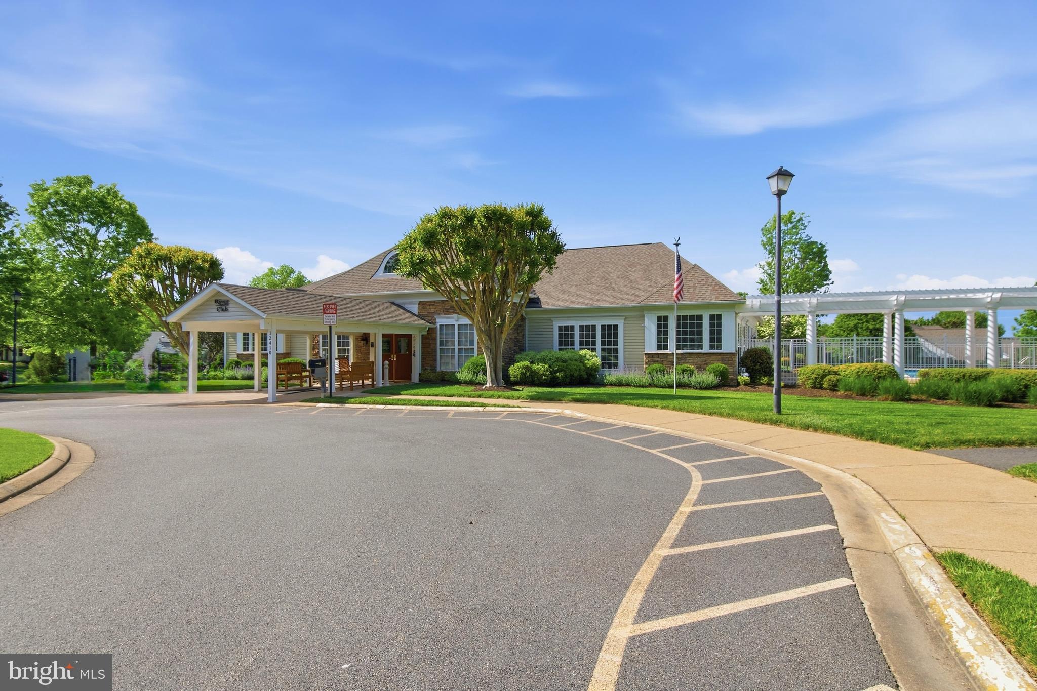 RIVER RIDGE - Residential