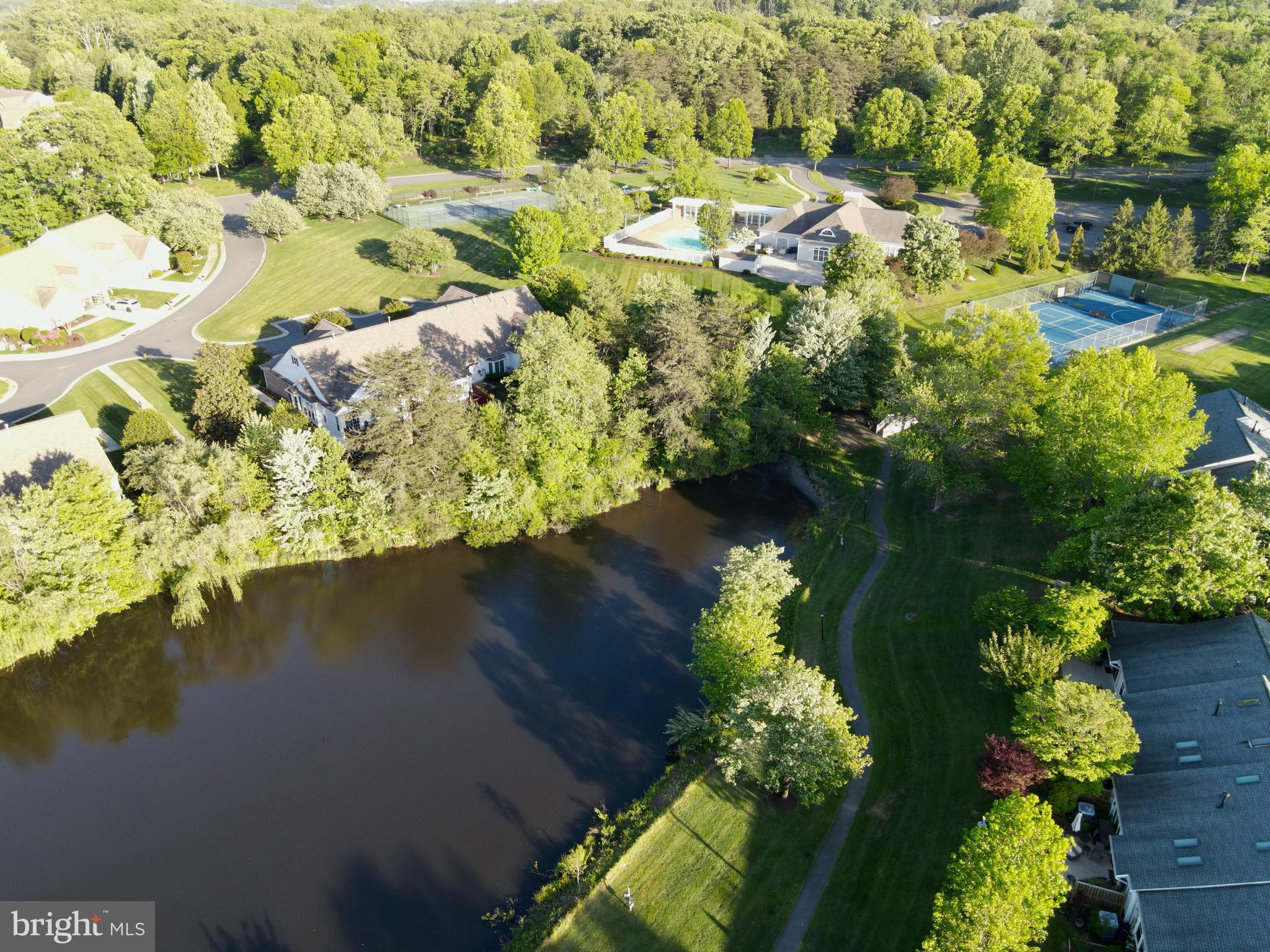 RIVER RIDGE - Residential