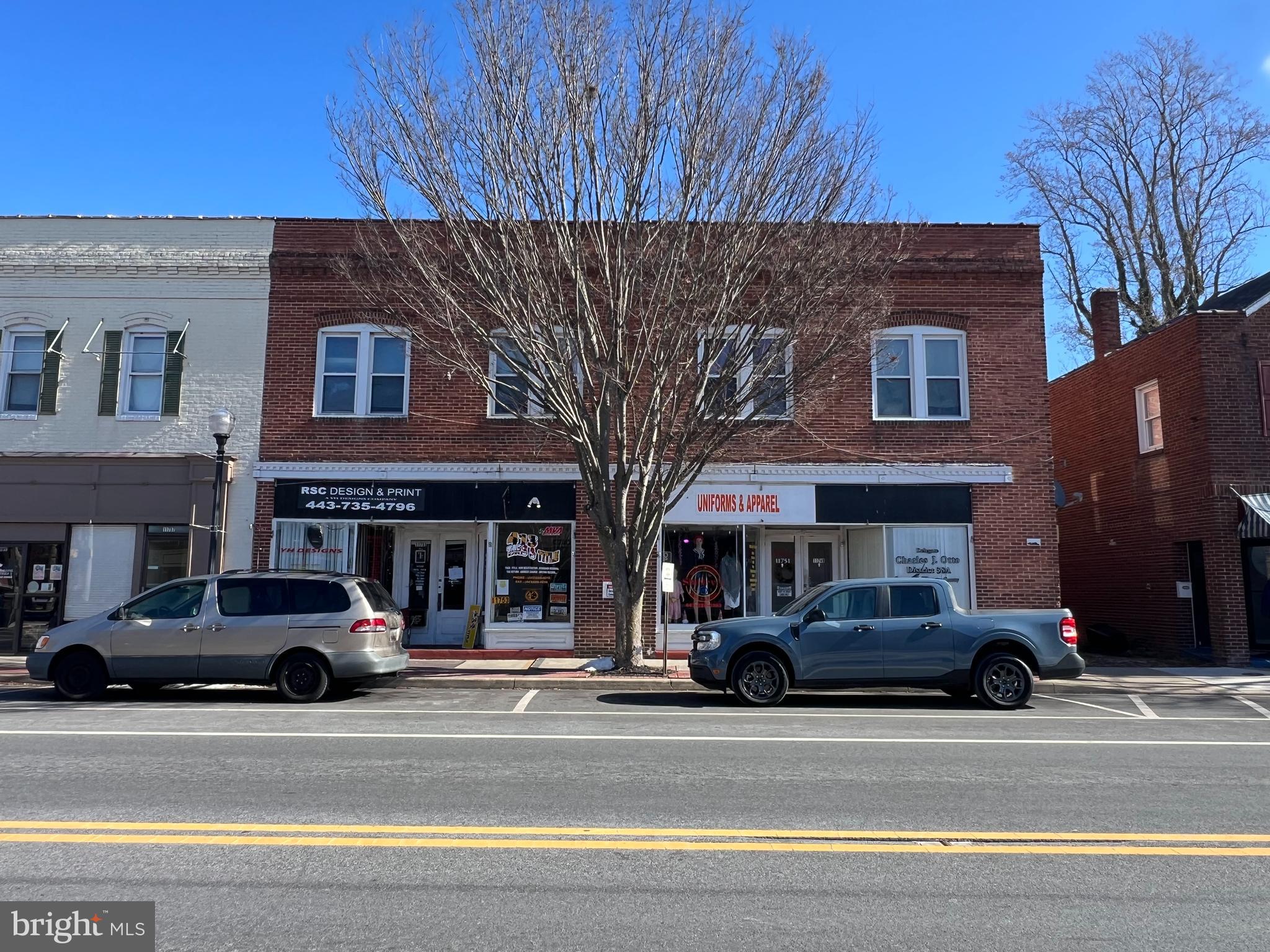 11761 SOMERSET AVENUE