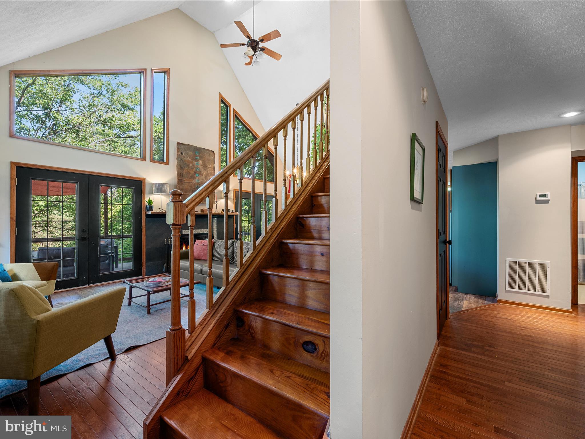 RIVERSIDE ACRES - Residential