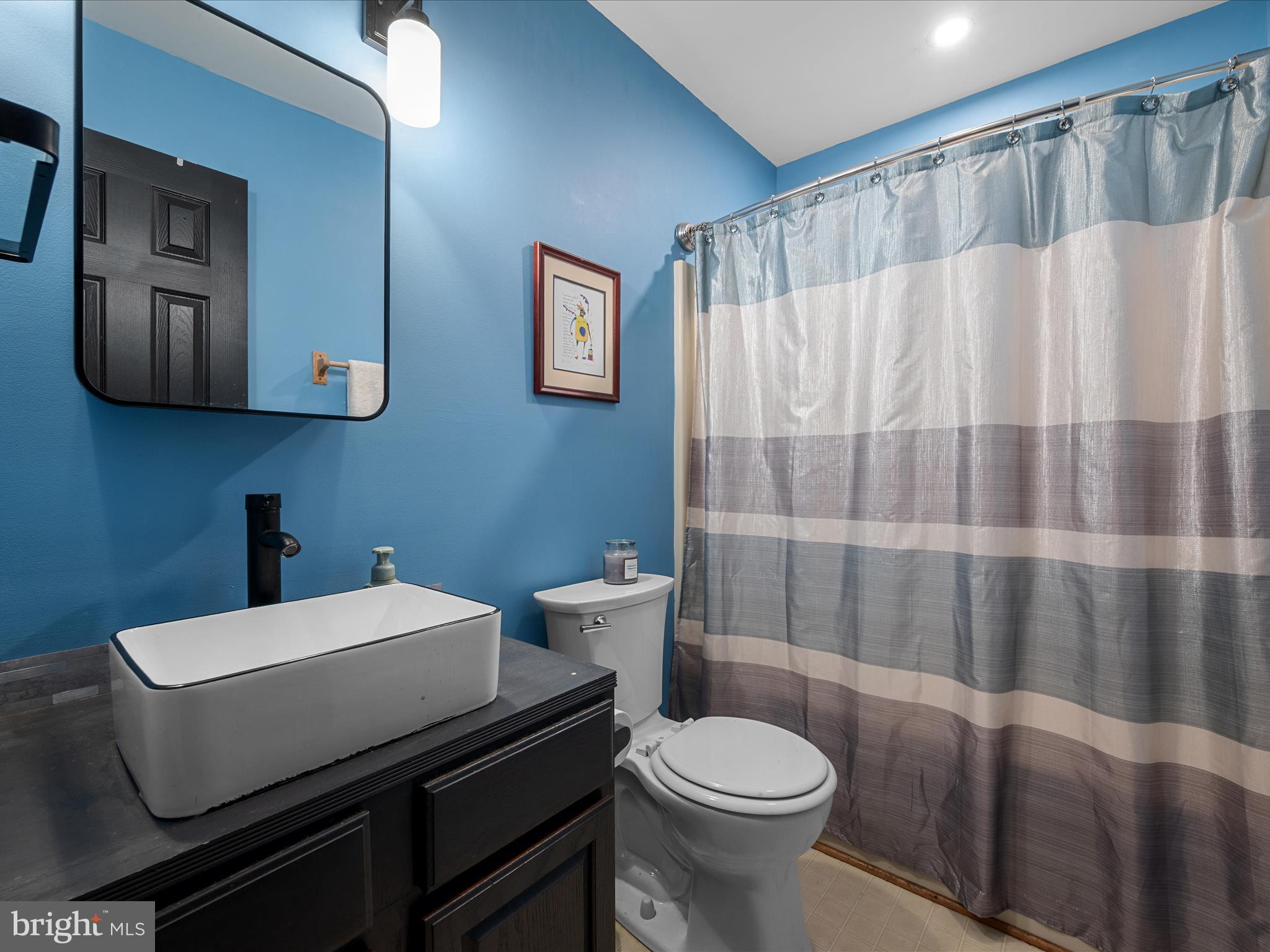 RIVERSIDE ACRES - Residential