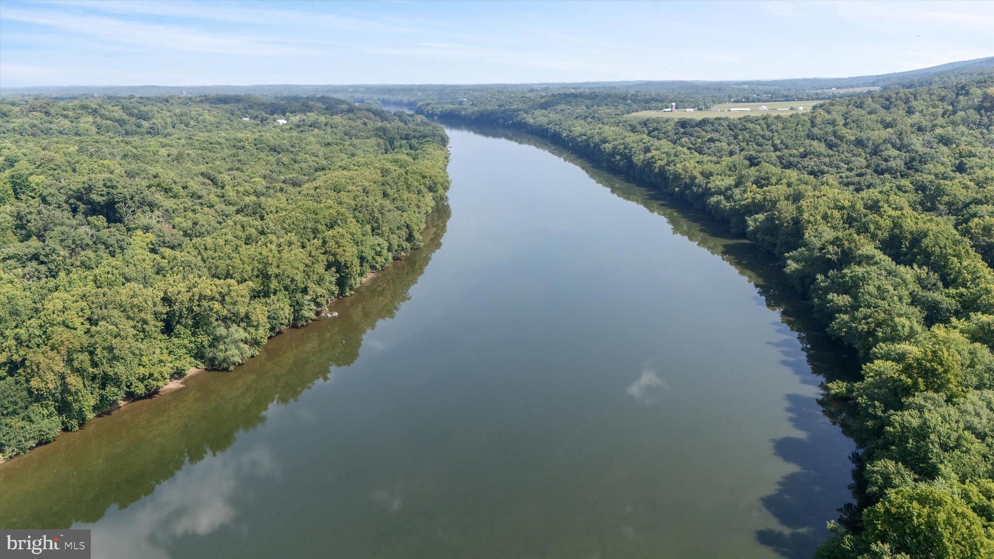 RIVERSIDE ACRES - Residential